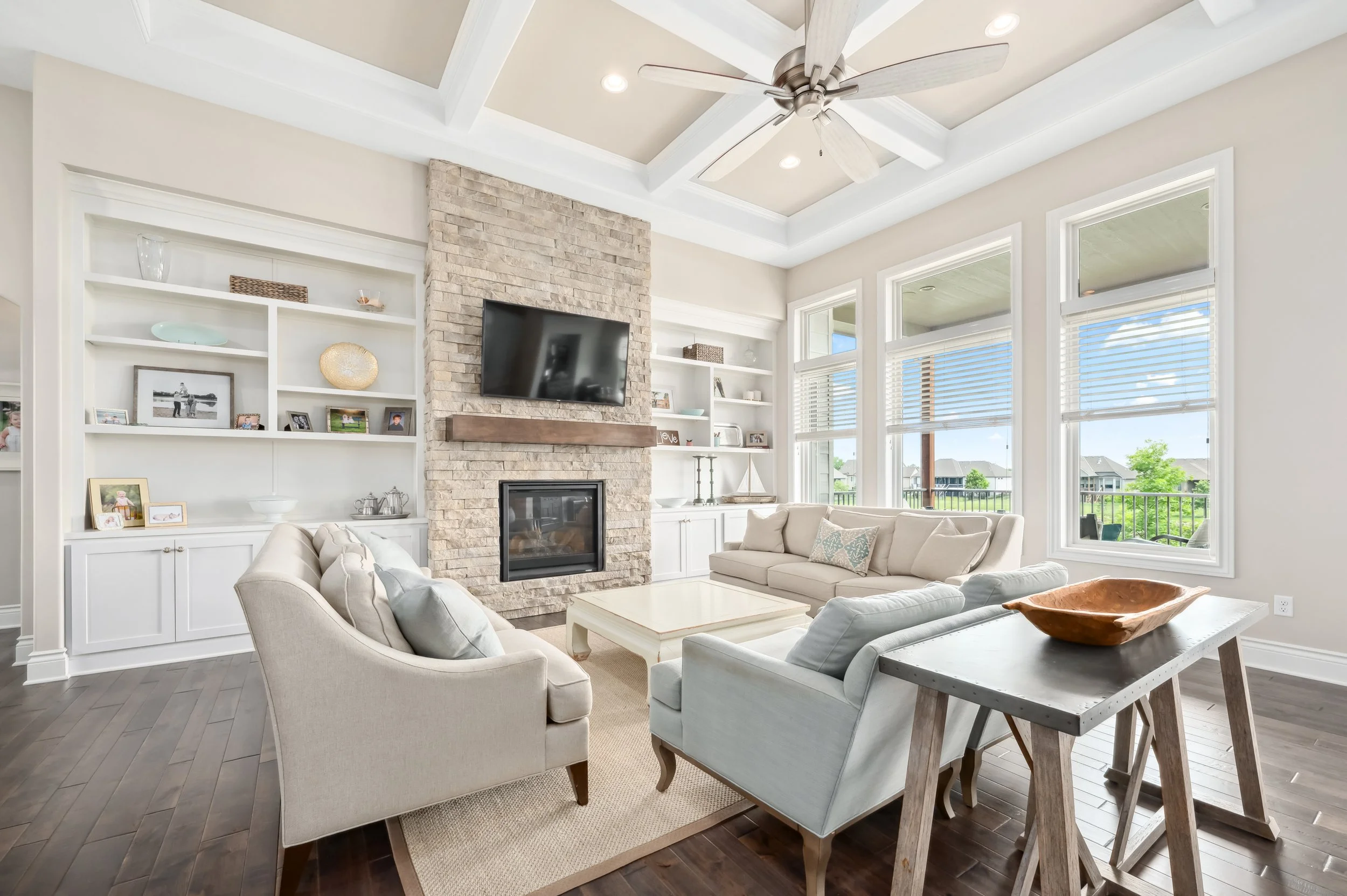 11-15403 E Summerfield St-11.jpg