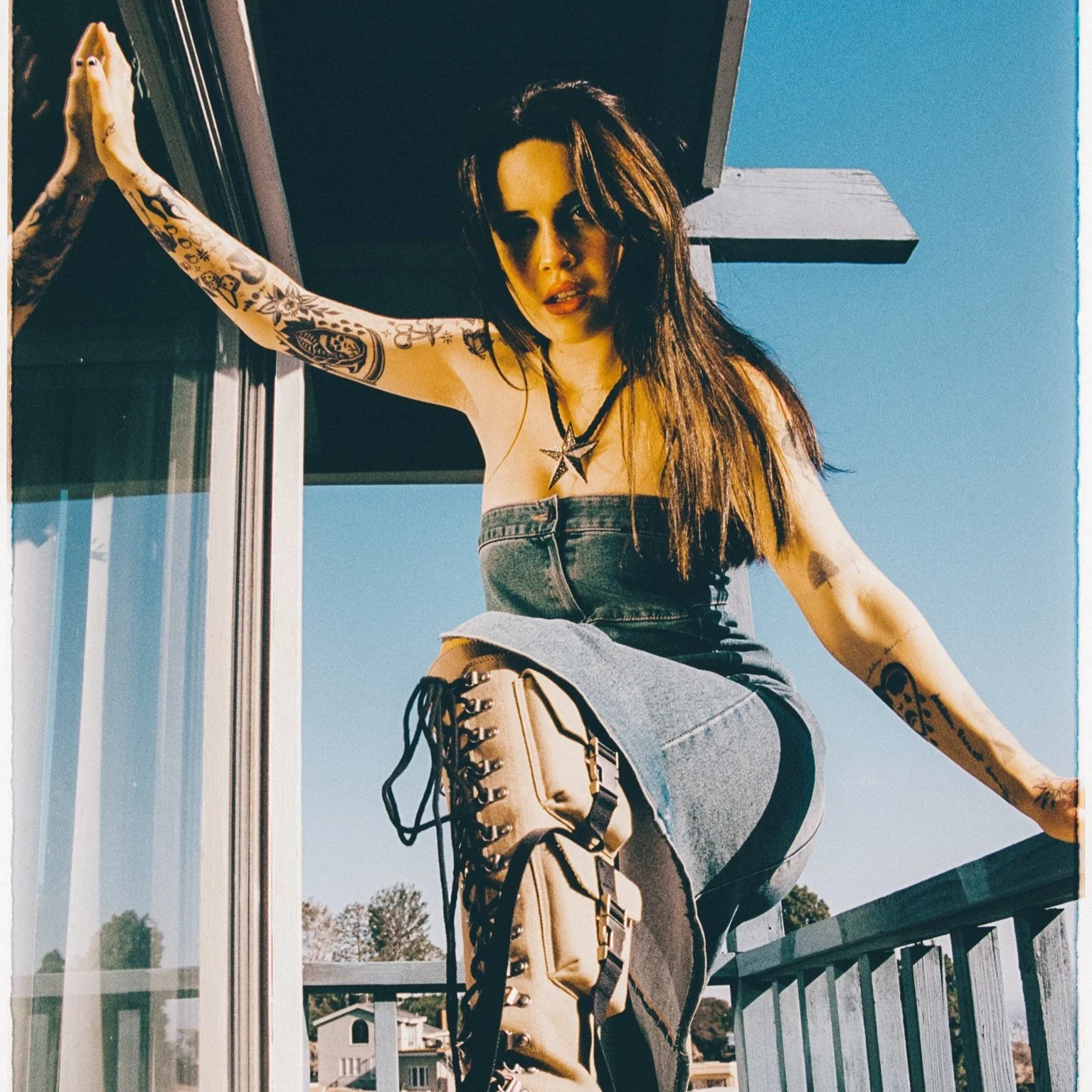 BEA MILLER for Issue 6 Cover