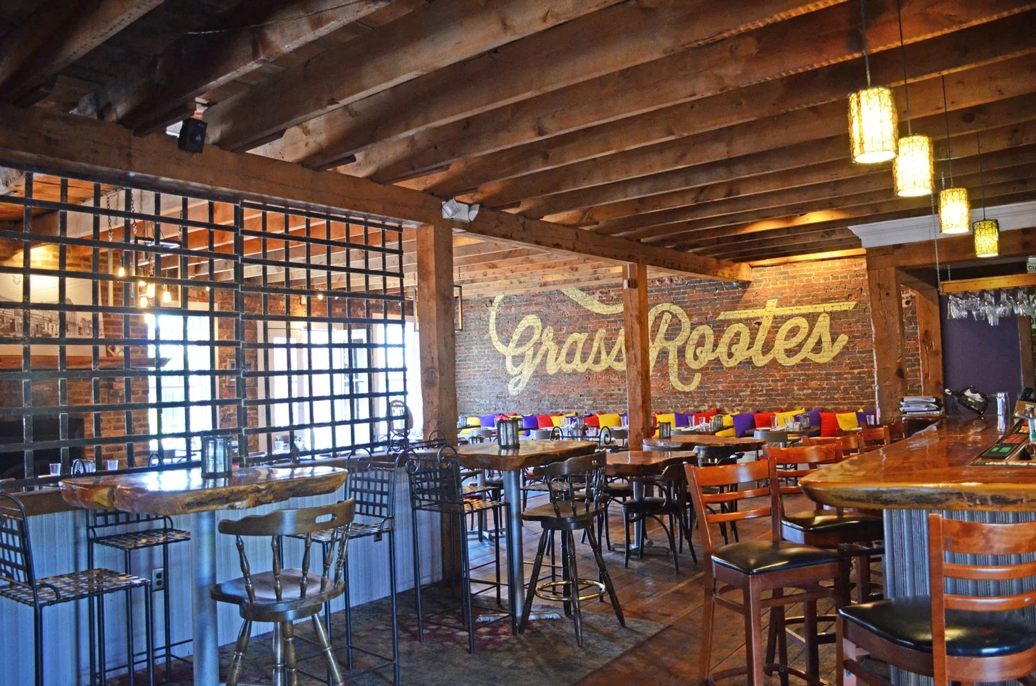 Reviews 1 — Grass Rootes