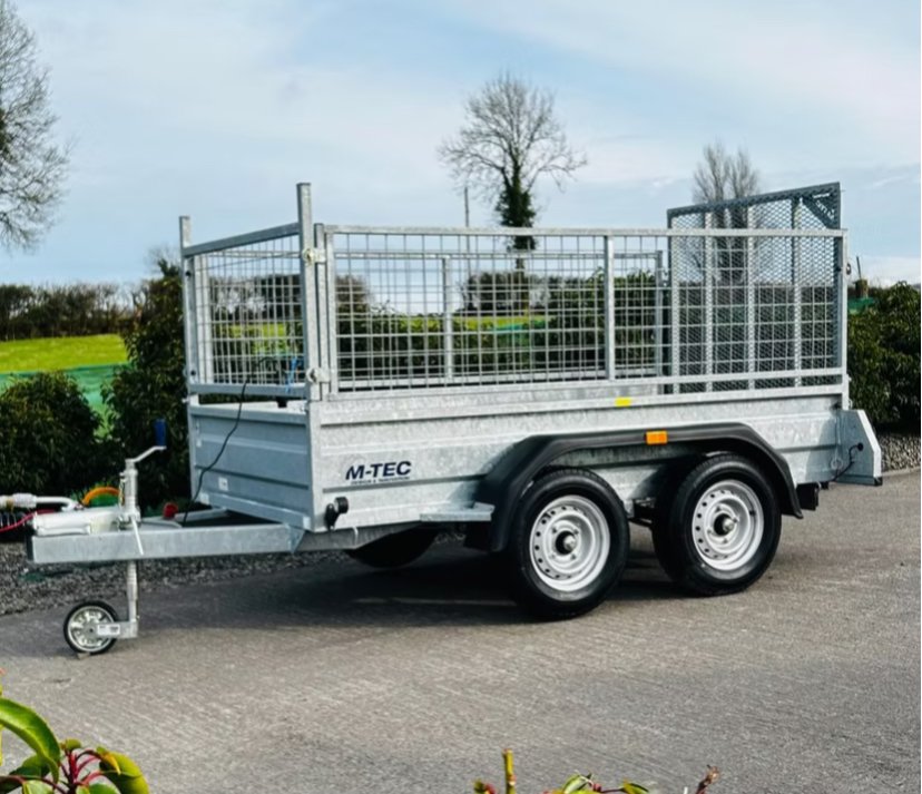 8.2X4.2ft Twin Axle M-Tec trailer