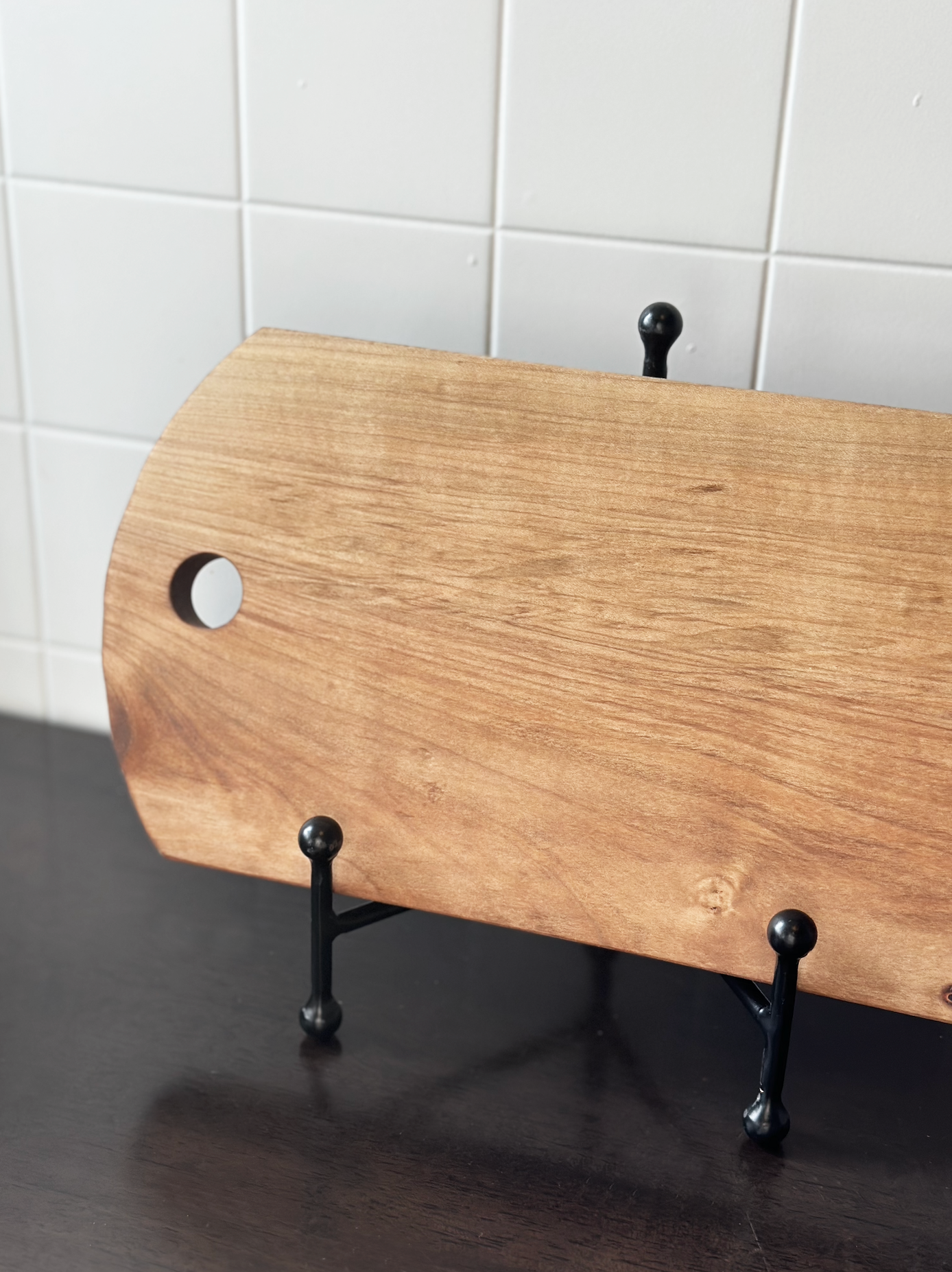 simple cutting board.png