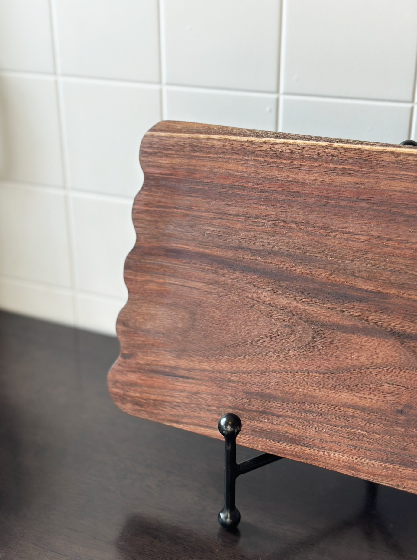 Scalloped Bottom.png