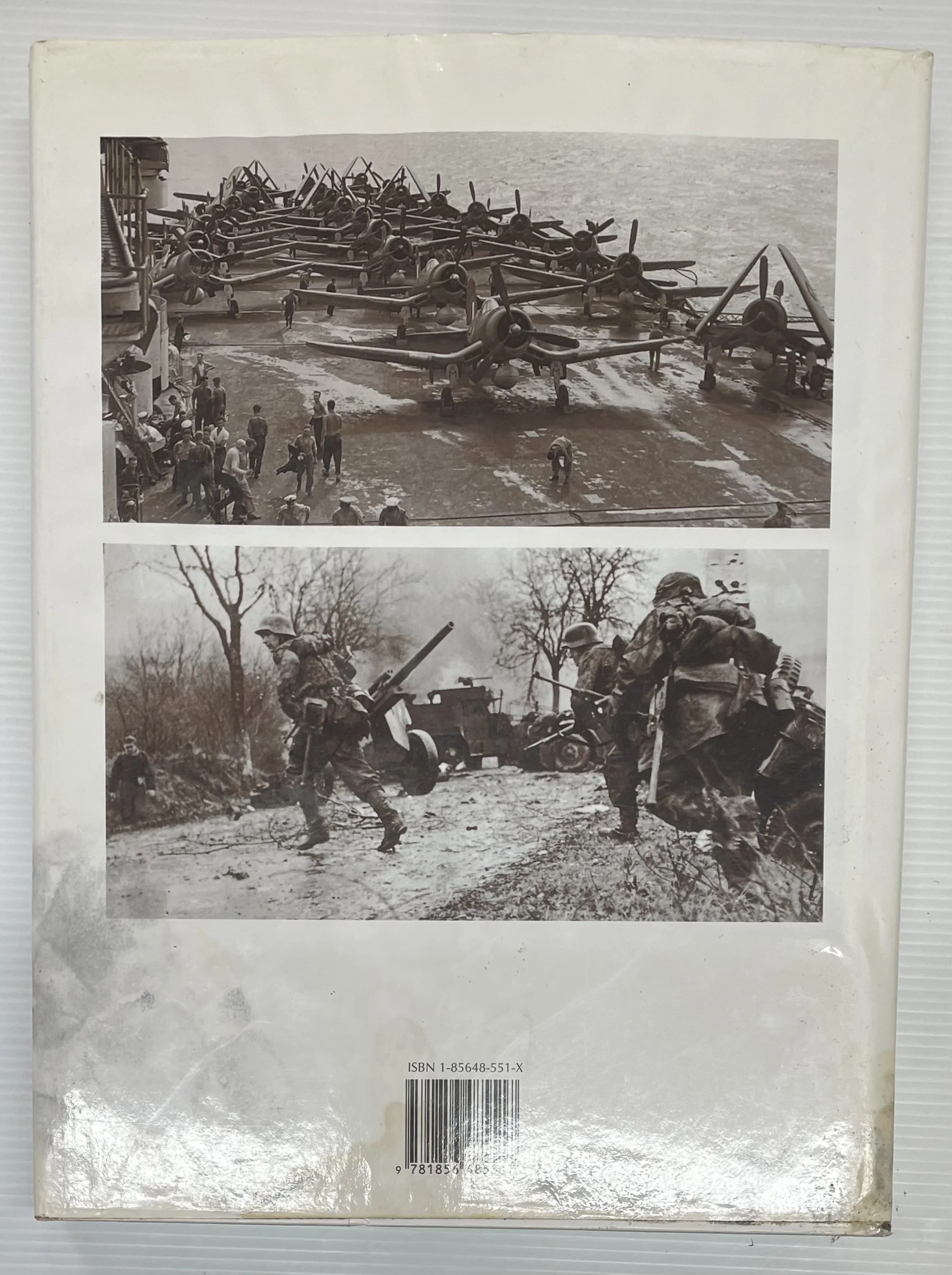 World War Two - A Visual Encyclopaedia