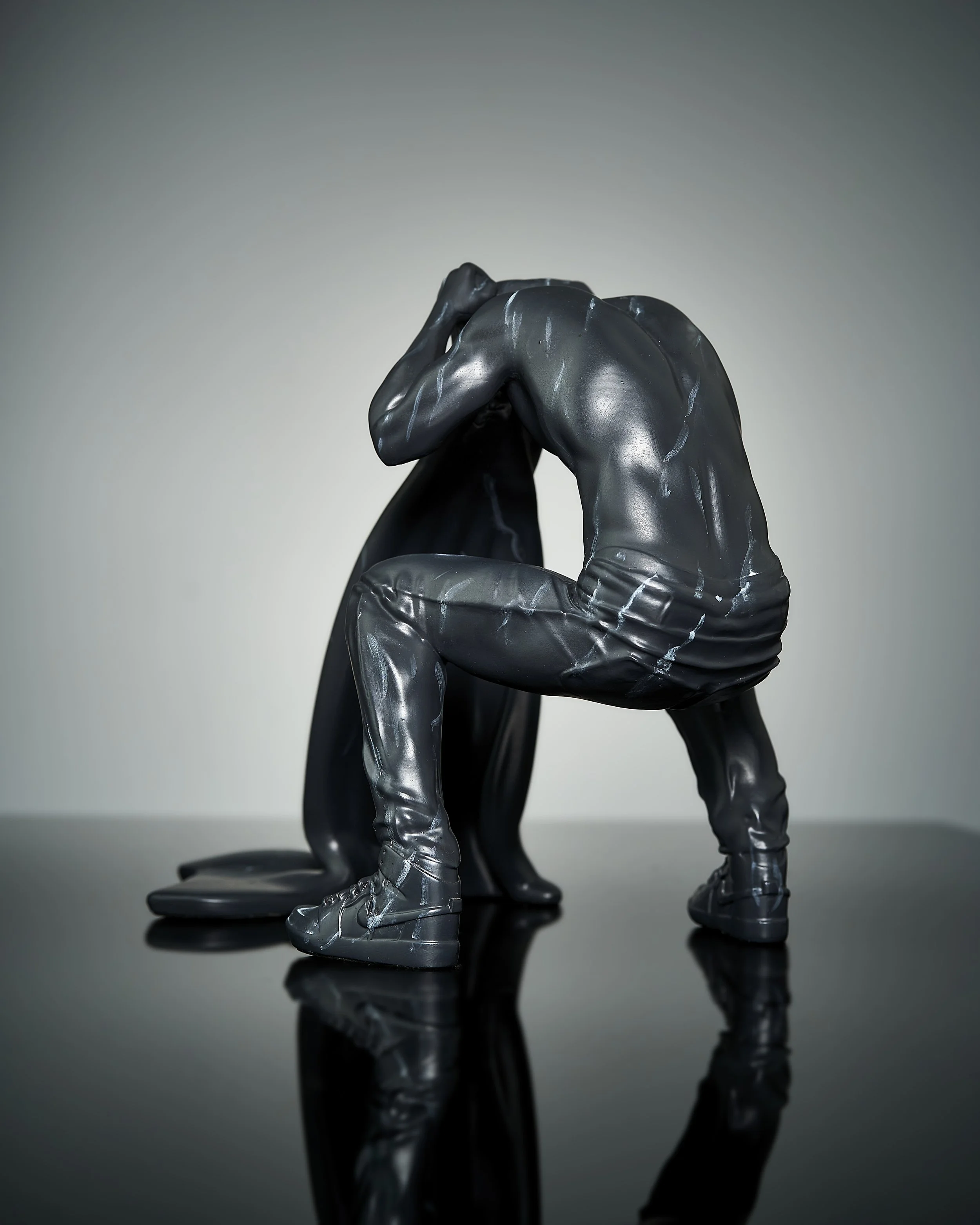 Fahamu-Scupture_Around-03.jpg