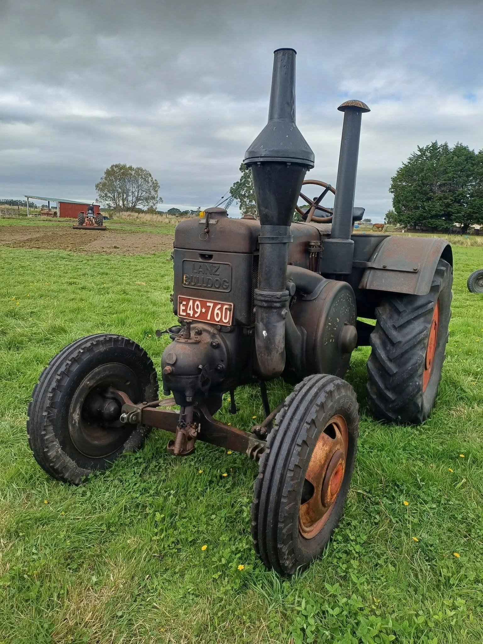 tractor1.jpg