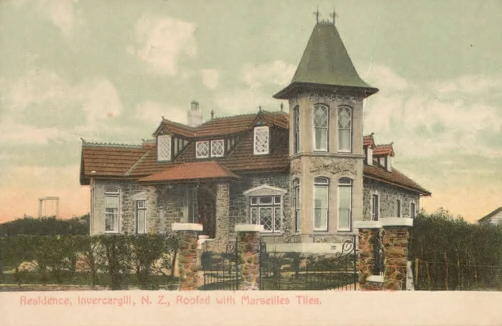 Credit: University of Waikato
Reference Number
UW_NZP_21_01
Title
Residence in Invercargill
Description
Postcard titled: "Residence, Invercargill, N.Z., Roofed with Marseilles Tiles".
