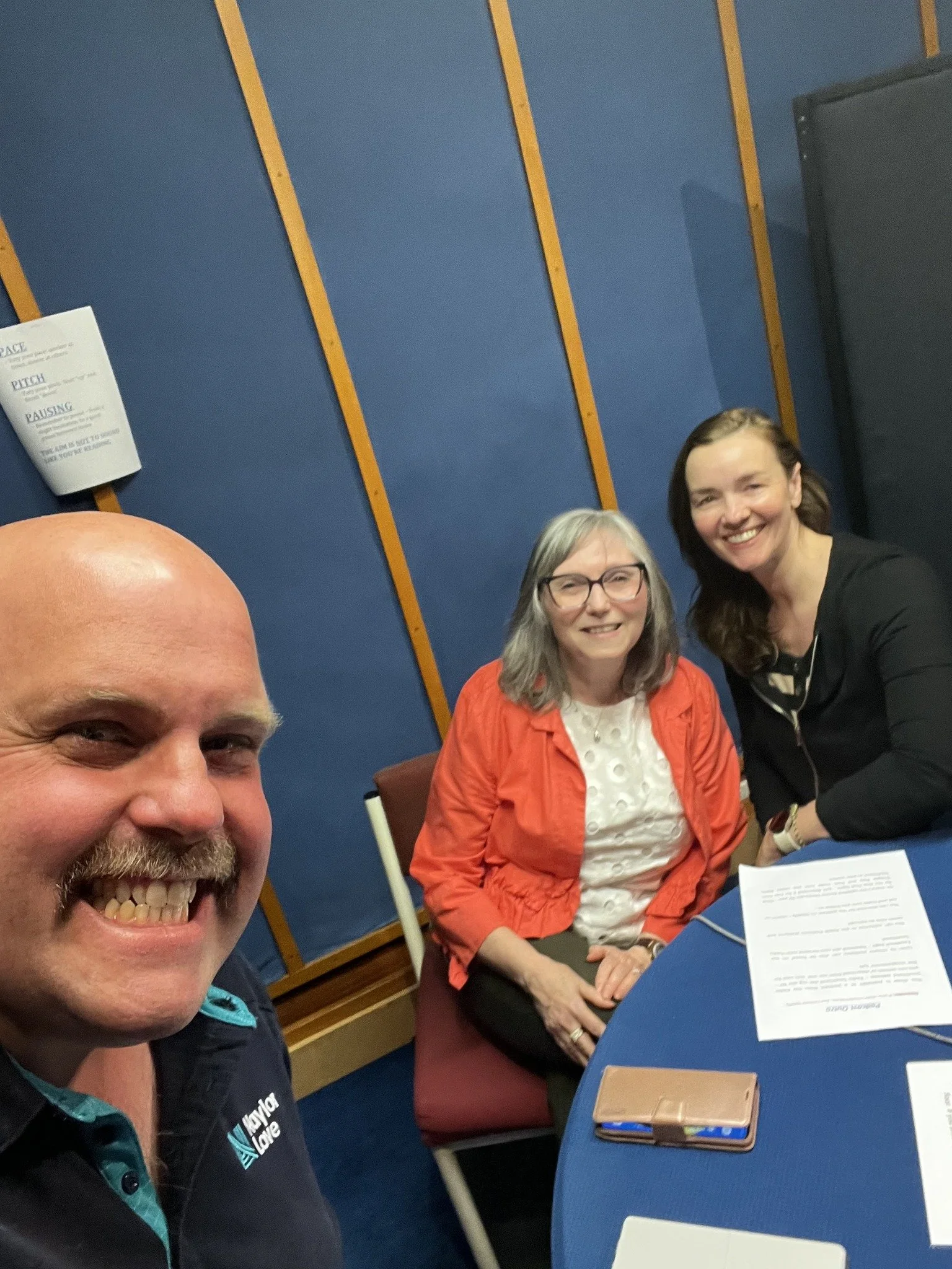 BUILDING TE UNUA - Senga chats with Museum Director Eloise Wallace and Naylor Love Senior Site Manager, Iain Chapman, about the building project.