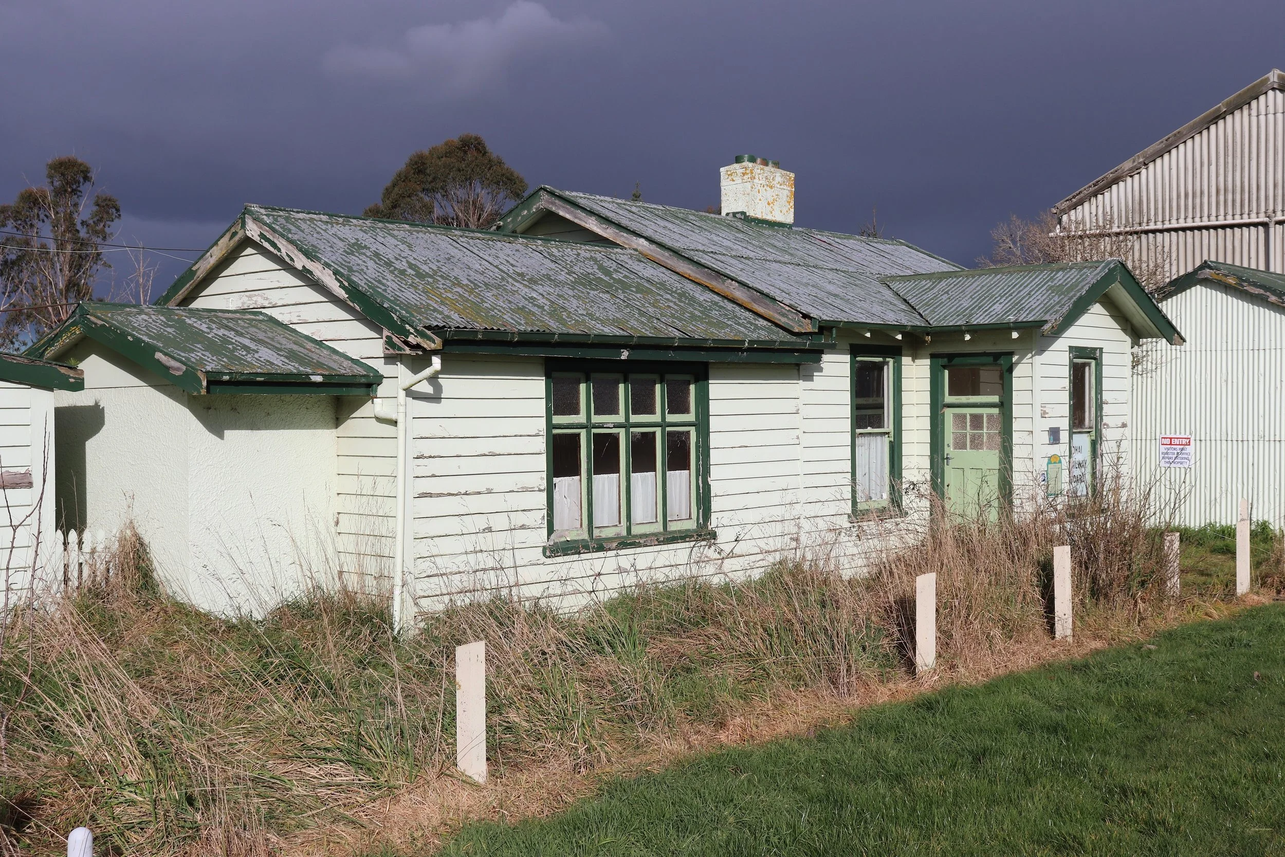 Wairio ORB office F 2019-08-21.jpg