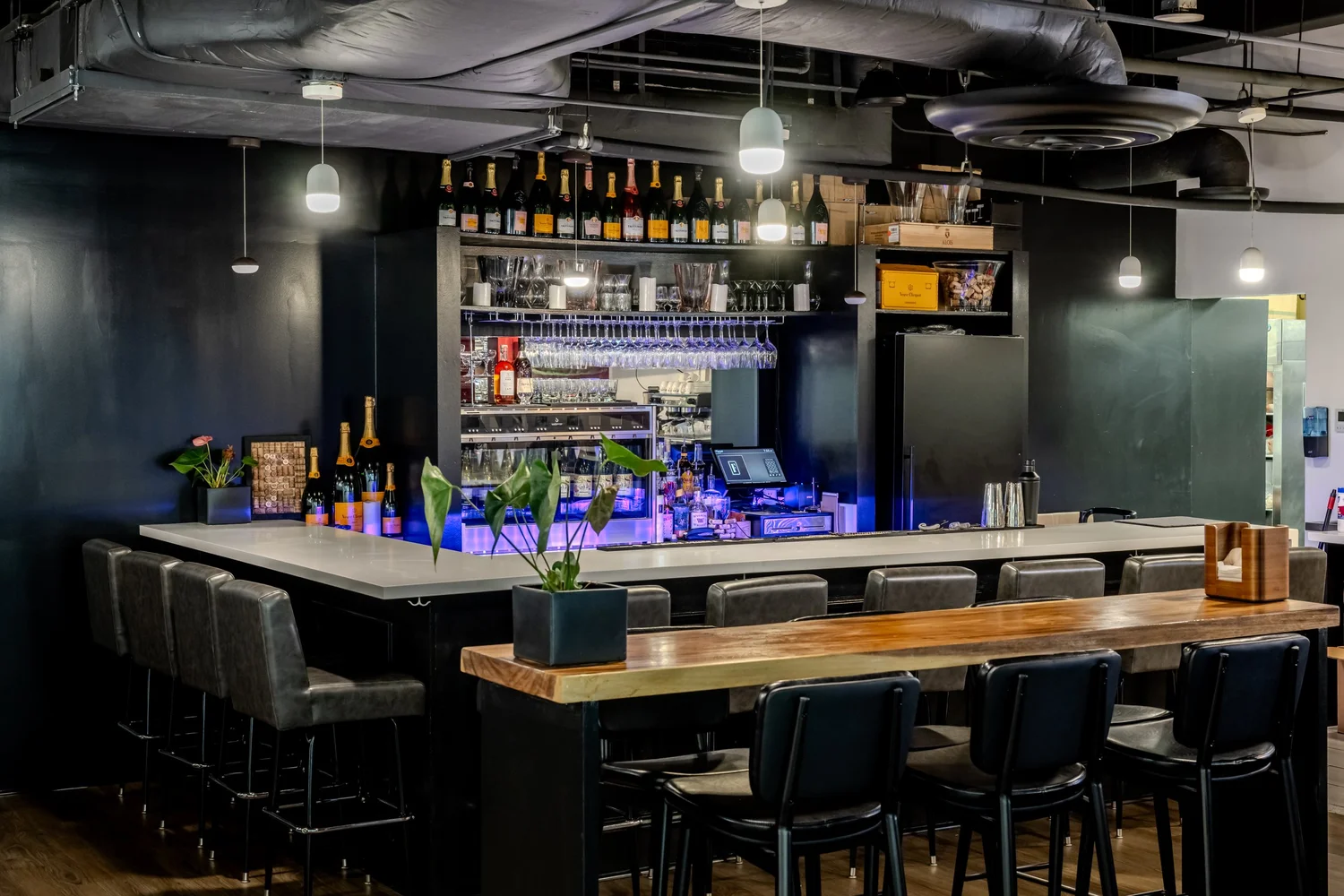 Bar photo 1