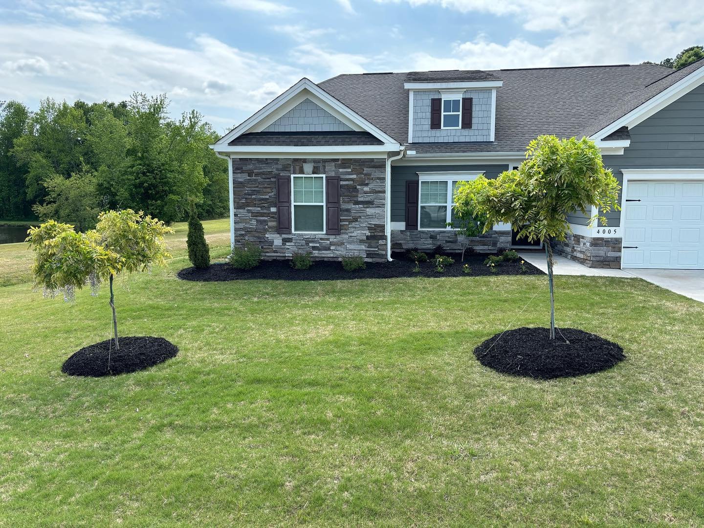 Another successful landscape installation. How satisfying is that?!

Contact us to plan your landscape⬇️
💻higginslandscape.com
☎️ (910) 890-8080

#landscapeinstallation #nc #nchomes