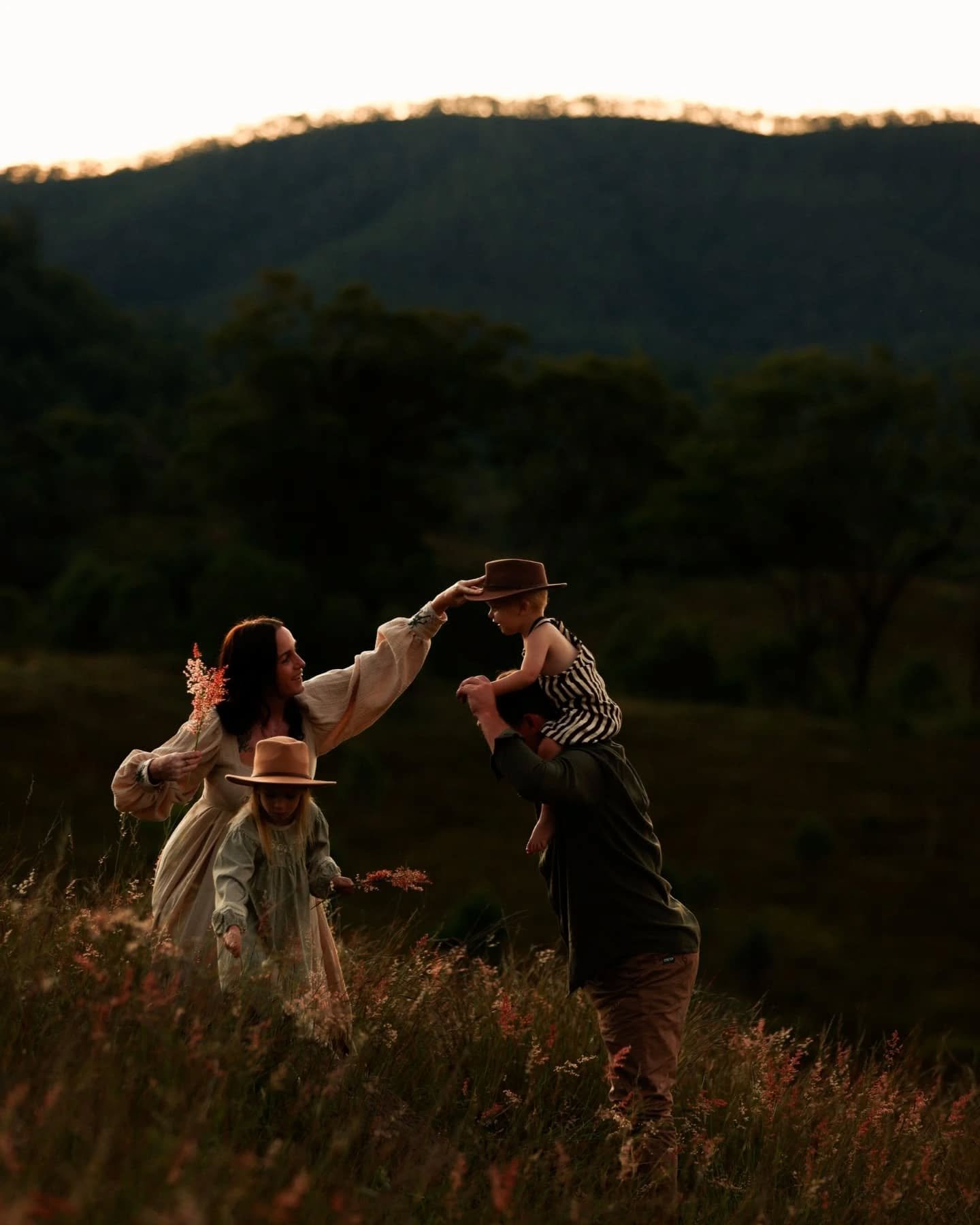 This afternoon was nothing short of magical. 
Under the soft, fading light of the day, we gathered for a creative shoot hosted by the incredible @kylienicole.photography &mdash; and what a gift it was to be part of it. ✨️

There&rsquo;s something so 