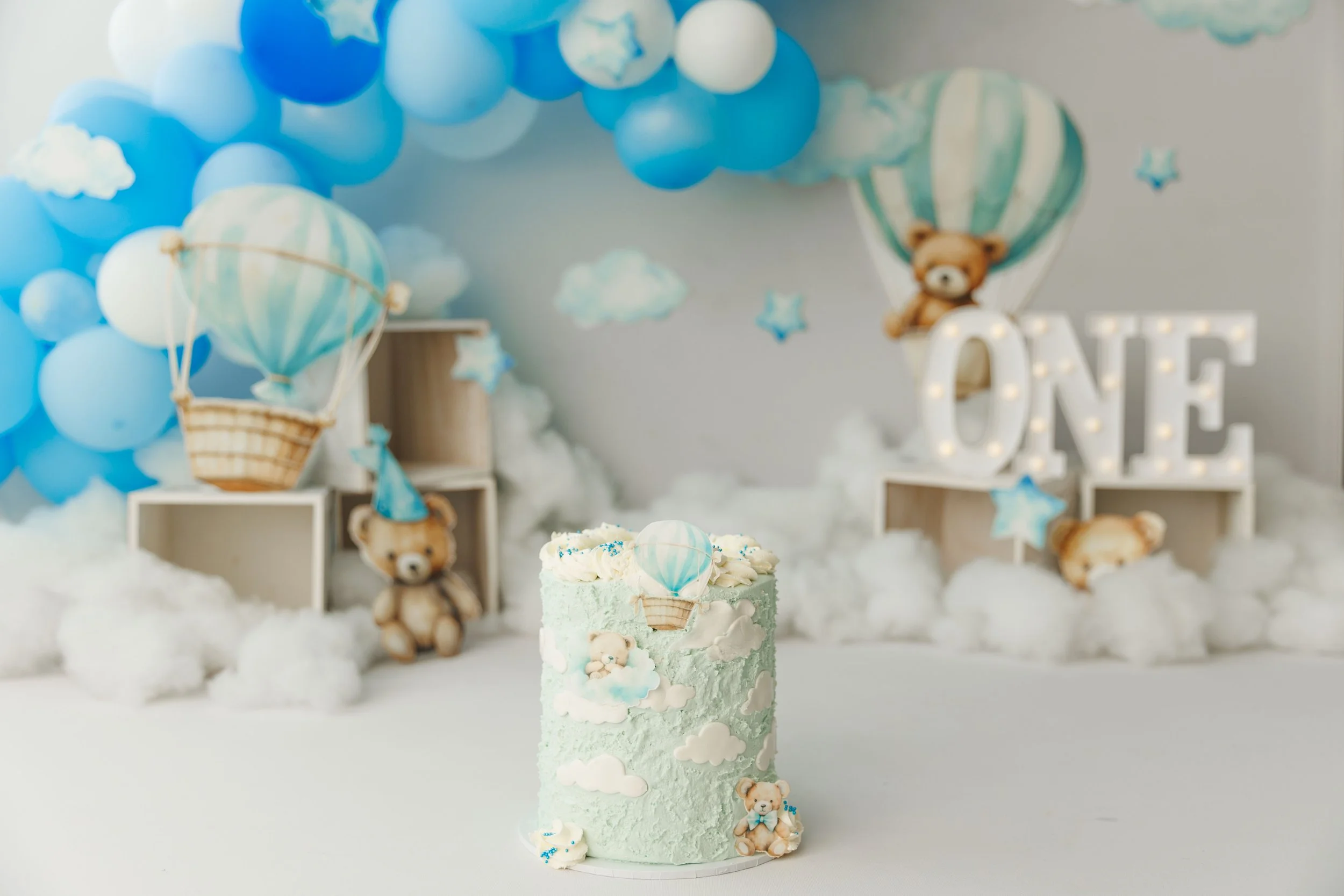 Cake Smash Theme Ideas | First Birthday Photos on the Gold Coast