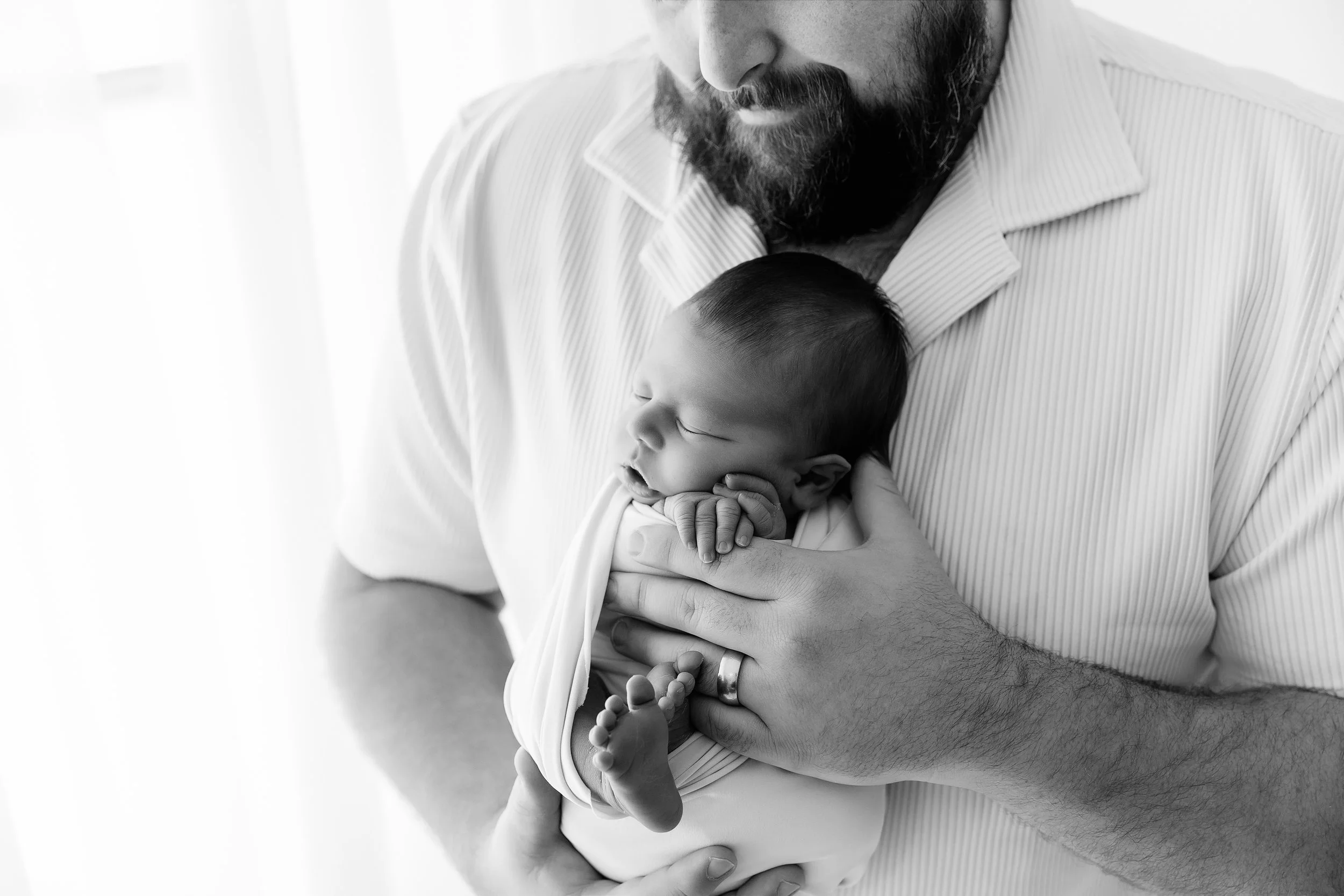What to Expect at Your Newborn Photography Session (Gold Coast Guide)