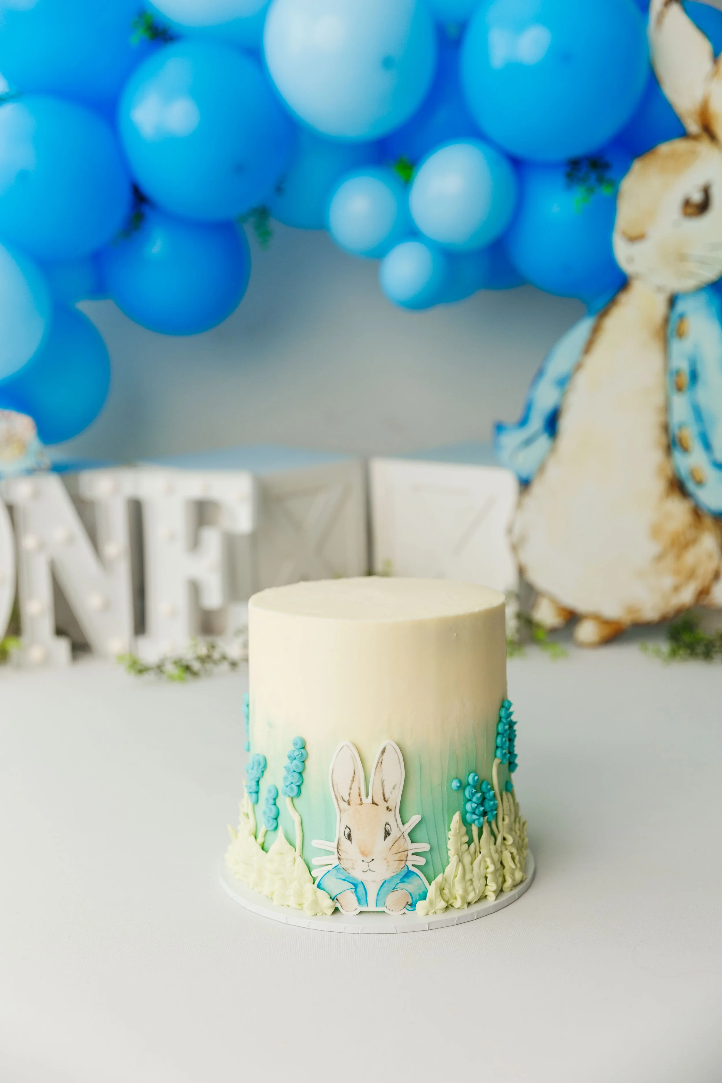 Cake Smash Sessions For Babies With Allergies | Creating A Safe &amp; Stress-Free First Birthday Experience