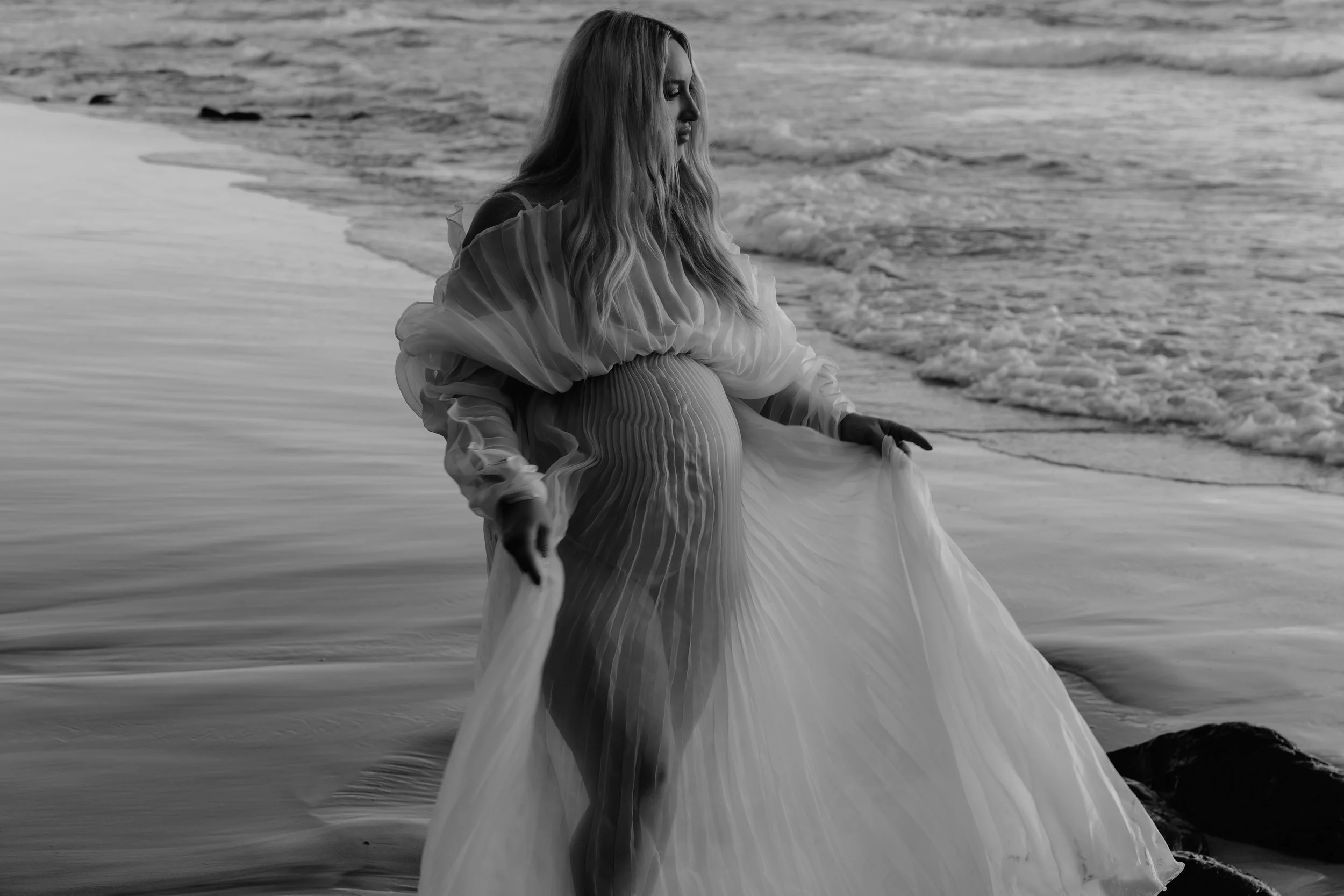 Gold Coast Beach Maternity Photography | A Family Maternity Session by the Sea