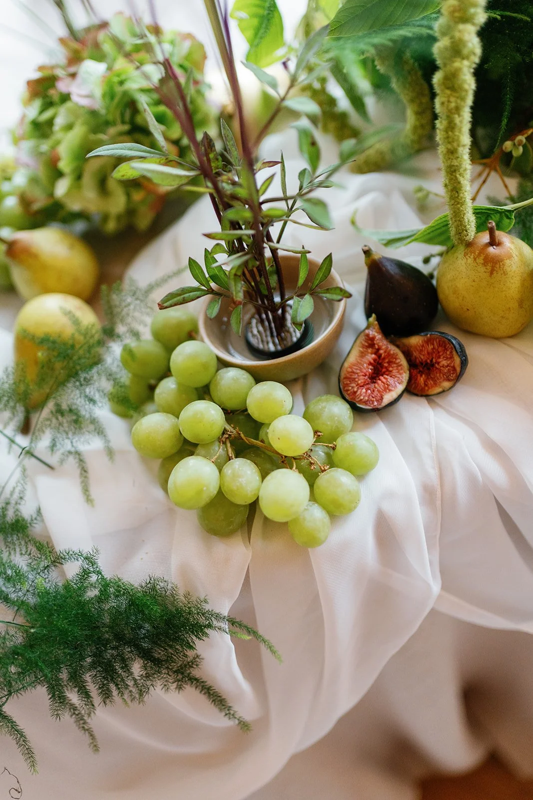tablescape at Hotham Hall Estate