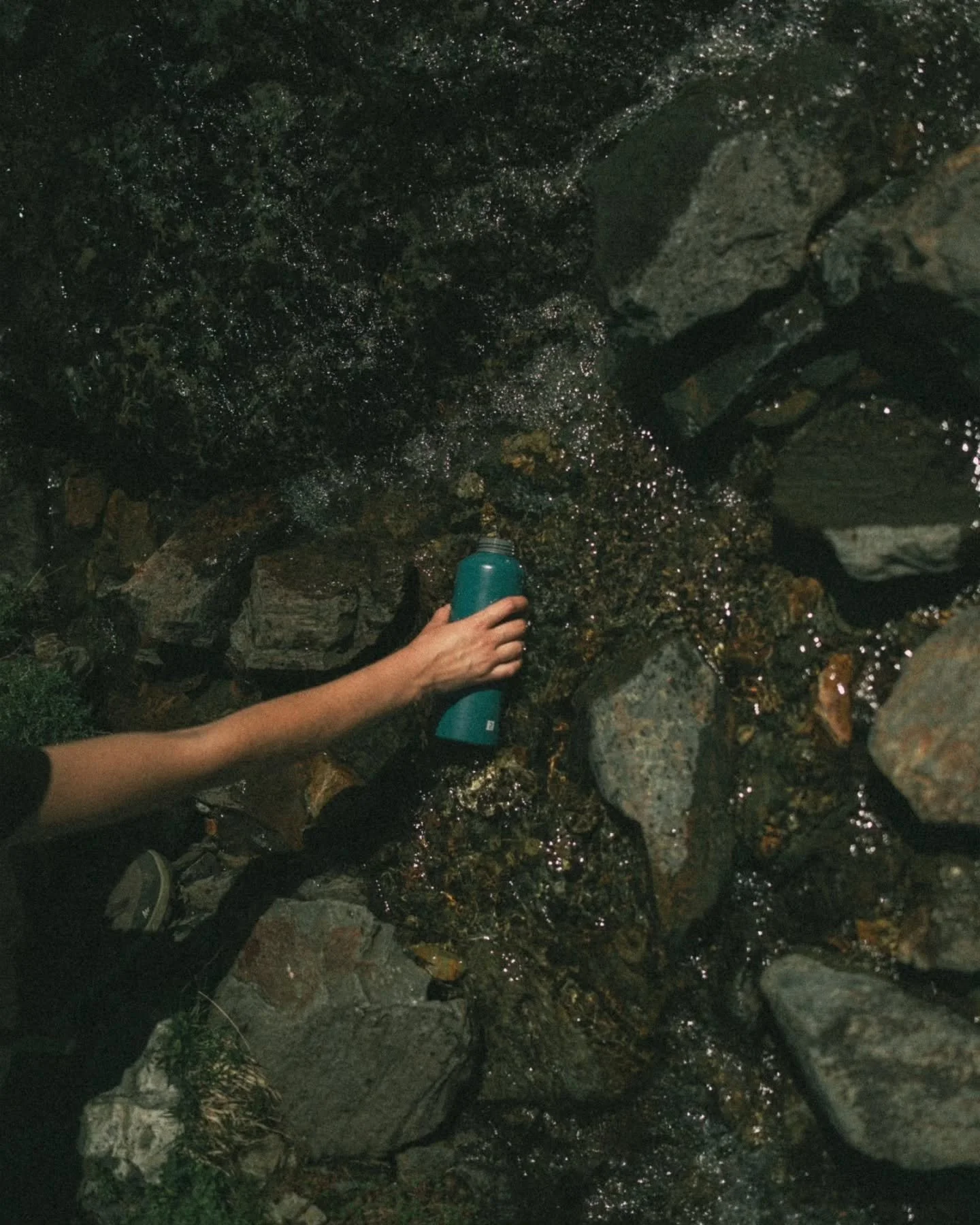 Je m&rsquo;abandonne &agrave; mes humeurs. Tant dans l&rsquo;effort que dans la sueur d&rsquo;un sommet.
C'est au son d'une randonn&eacute;e que je m'aper&ccedil;ois que mon corps ne fait plus qu'un. 
Que mon souffle retrouve sa vraie valeur, se mult