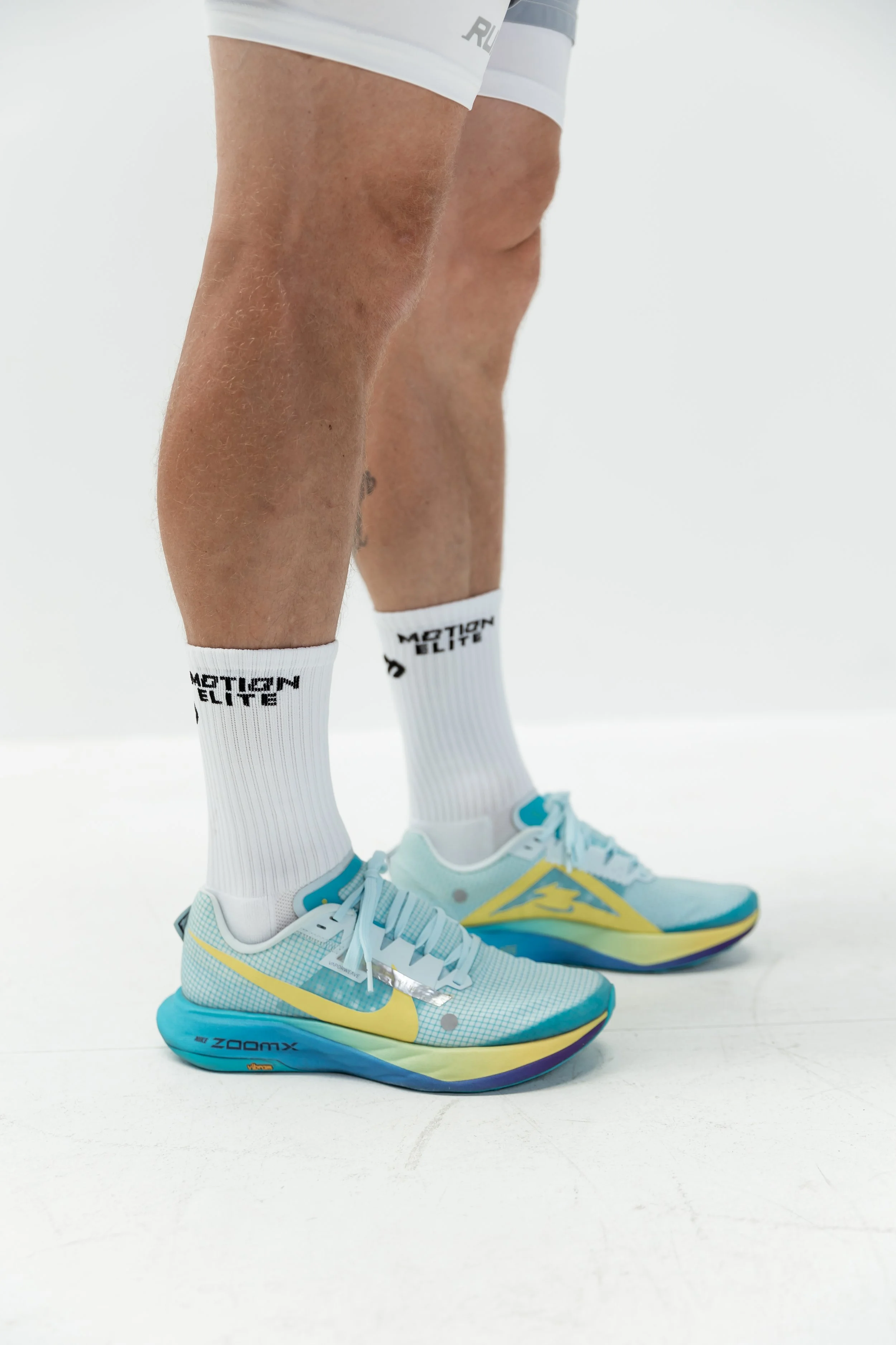 High Crew Socks - WHITE