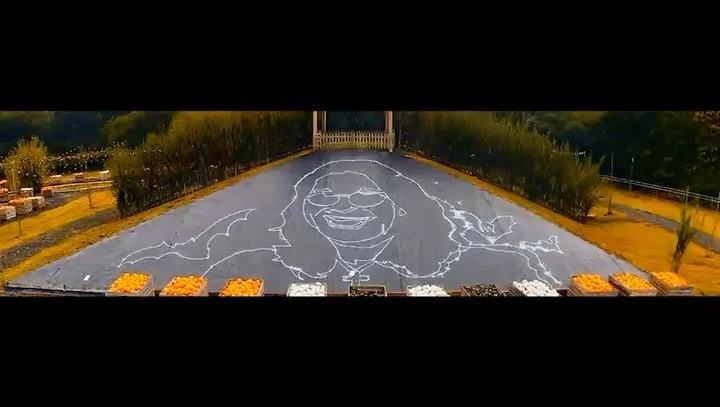 It&rsquo;s not every day that you&rsquo;re asked to help design a pumpkin pyramid, that&rsquo;s for sure! It was an honour to be asked again this year for the Pumpkin Time event to create a tribute of Ozzy 🦇 The sunnyfields team put in the hard work