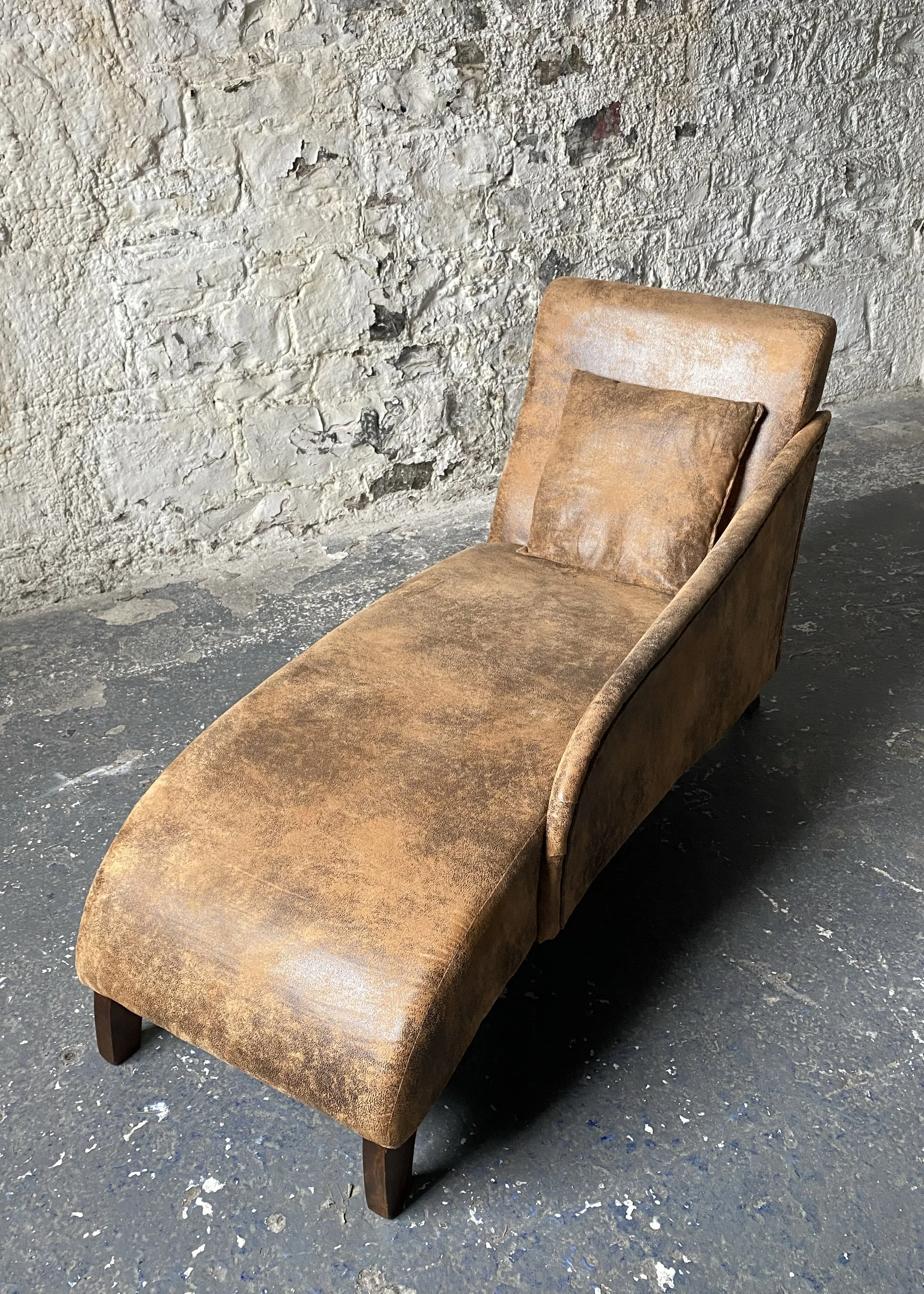 Chaise Longue