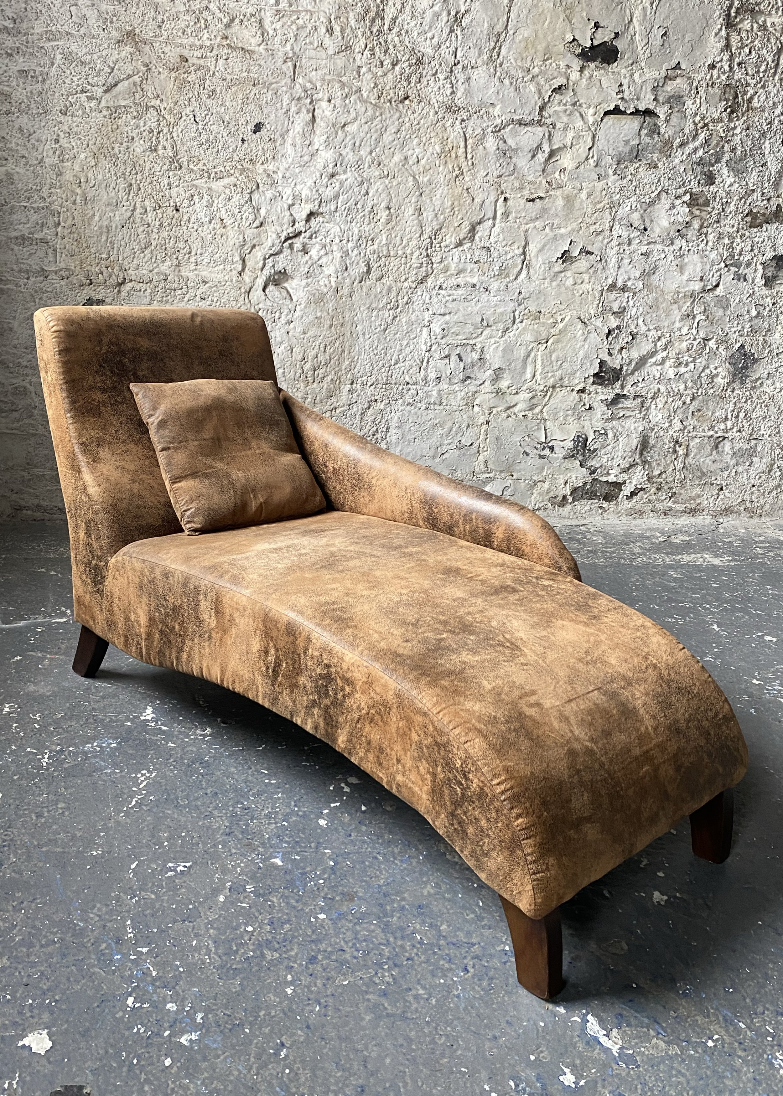 Chaise Longue