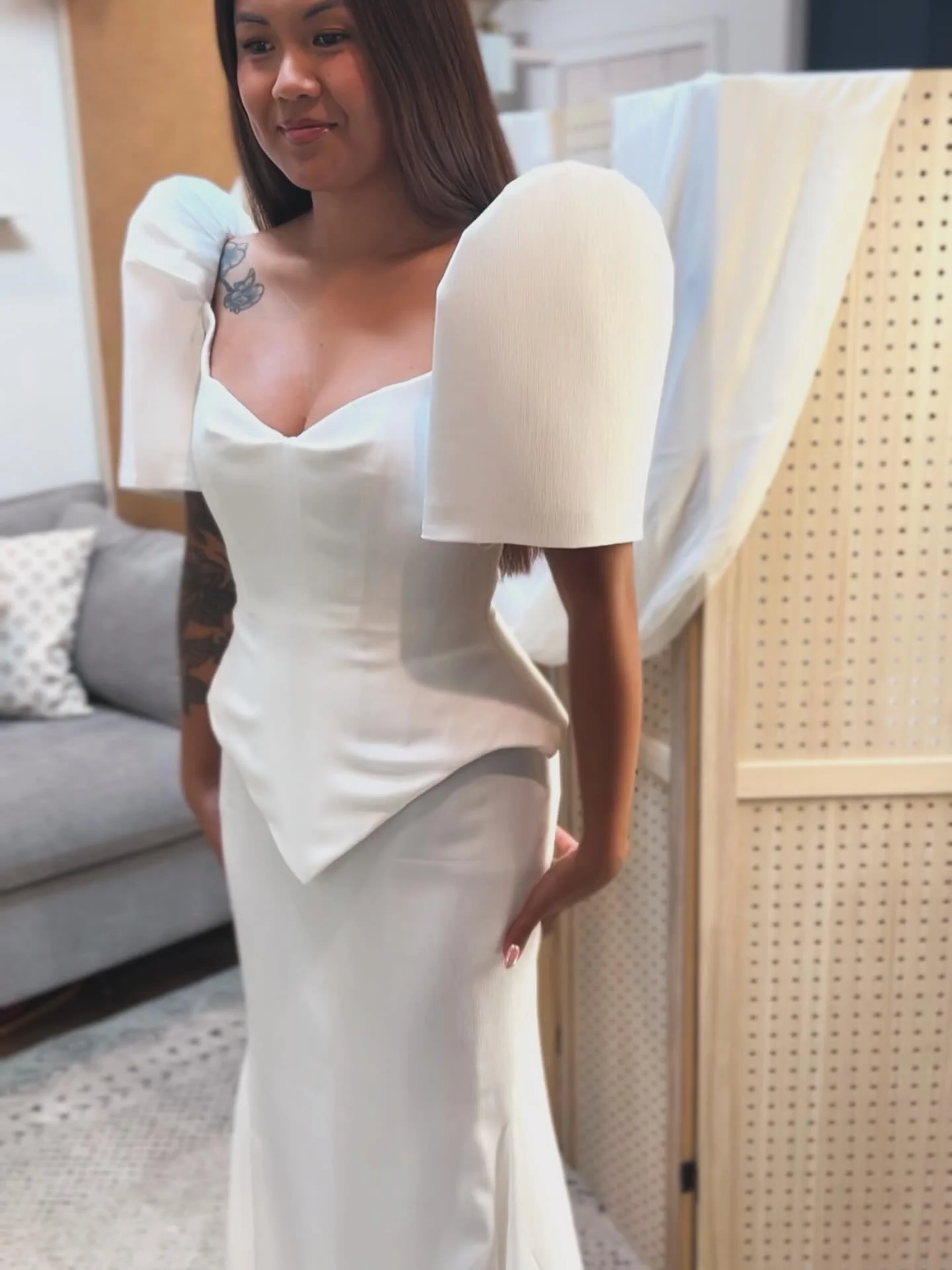 Final fittings are everything 🥰

Bride to be @h.aze.e wearing the Divina Corset with removable sleeves and matching Perlah Skirt in Soft crinkled silk. 

#modernfilipiniana