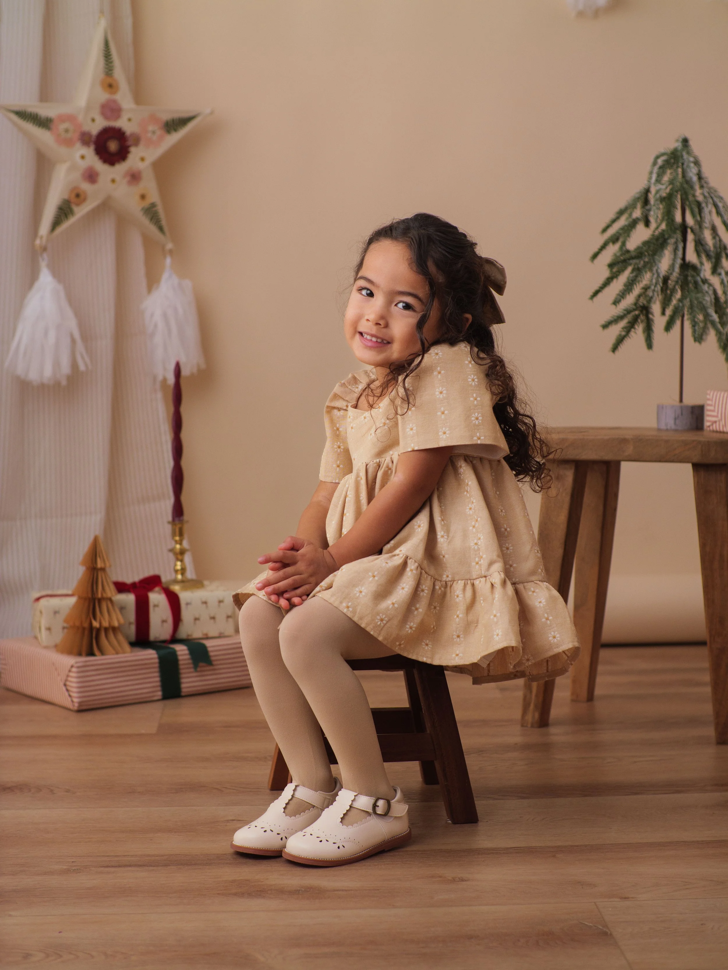 PANA4931_112925_LF_Holiday 25-1.jpg