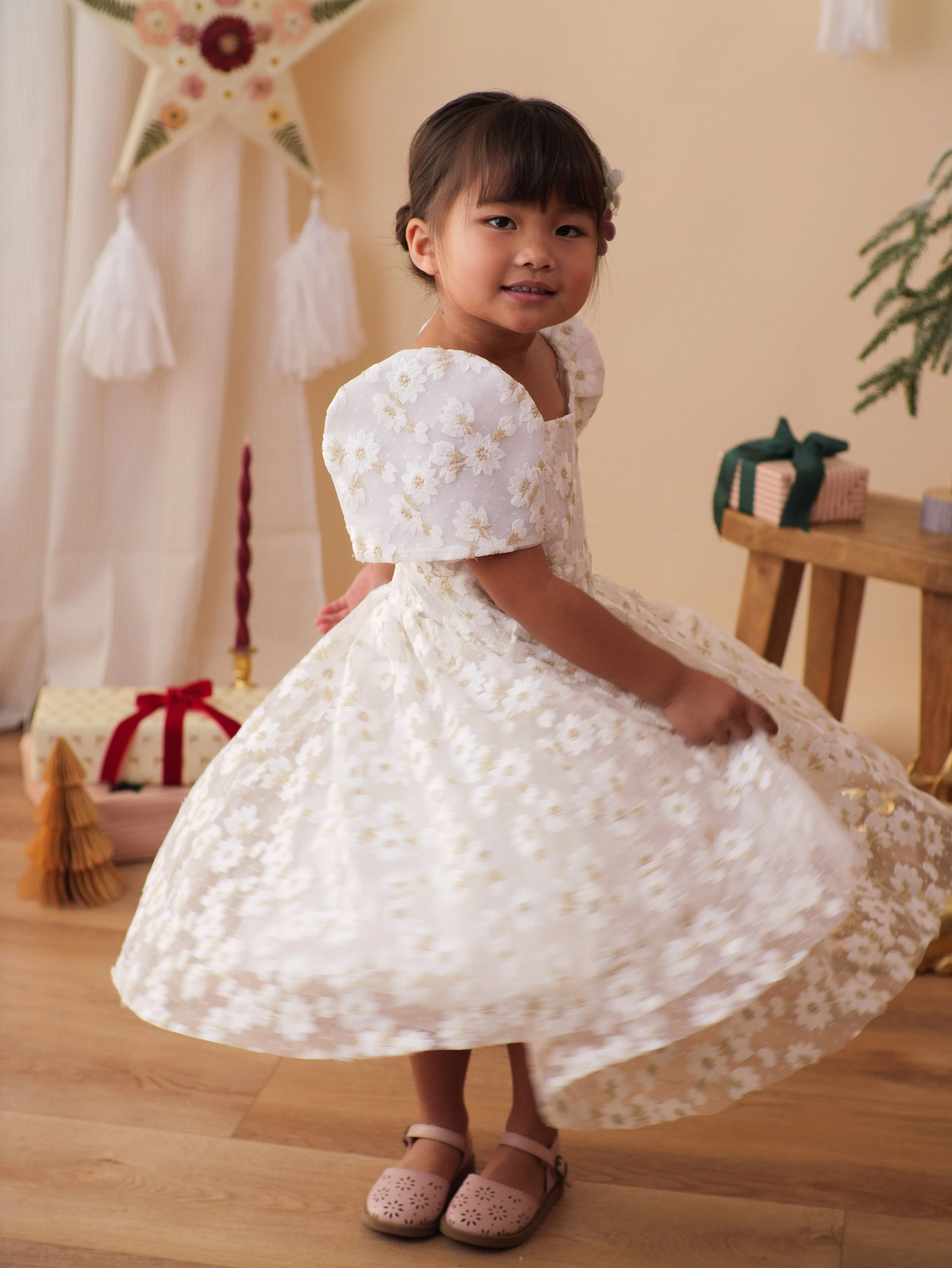 Charlotte Terno in Floral Embroidered Tulle