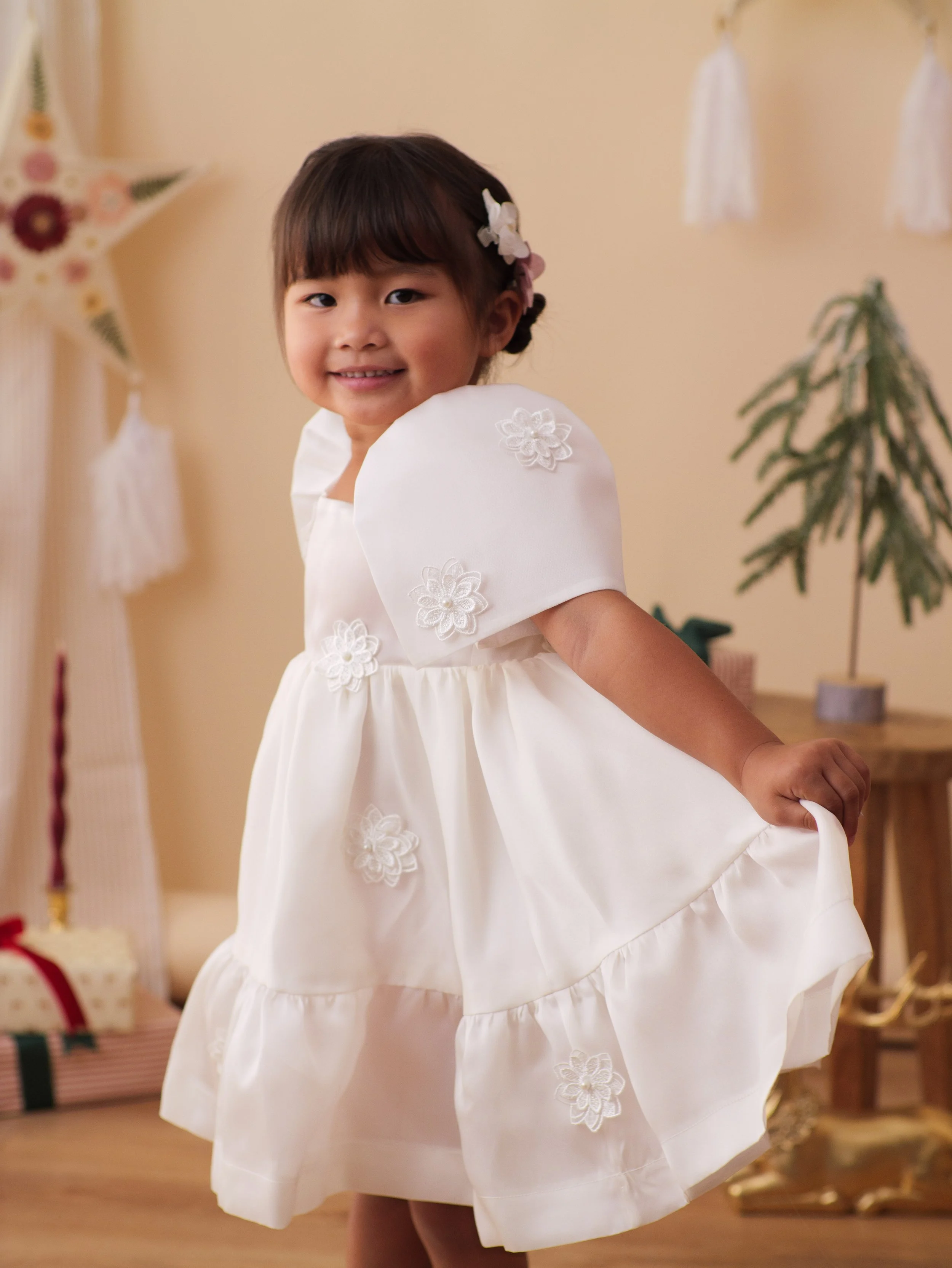 PANA5432_112925_LF_Holiday 25-53.jpg