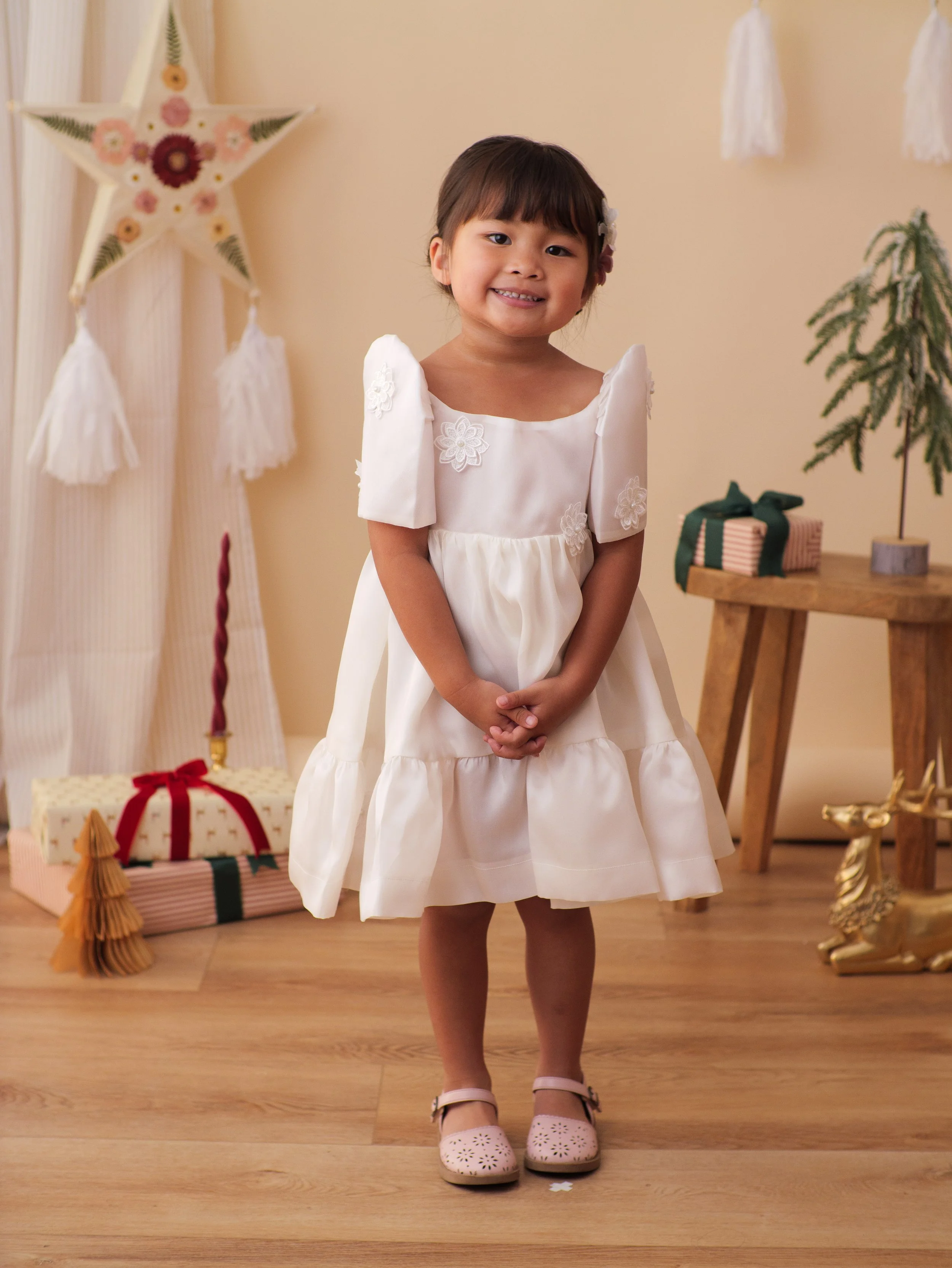 PANA5447_112925_LF_Holiday 25-55.jpg