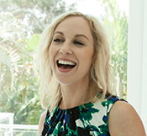 Julie.png
