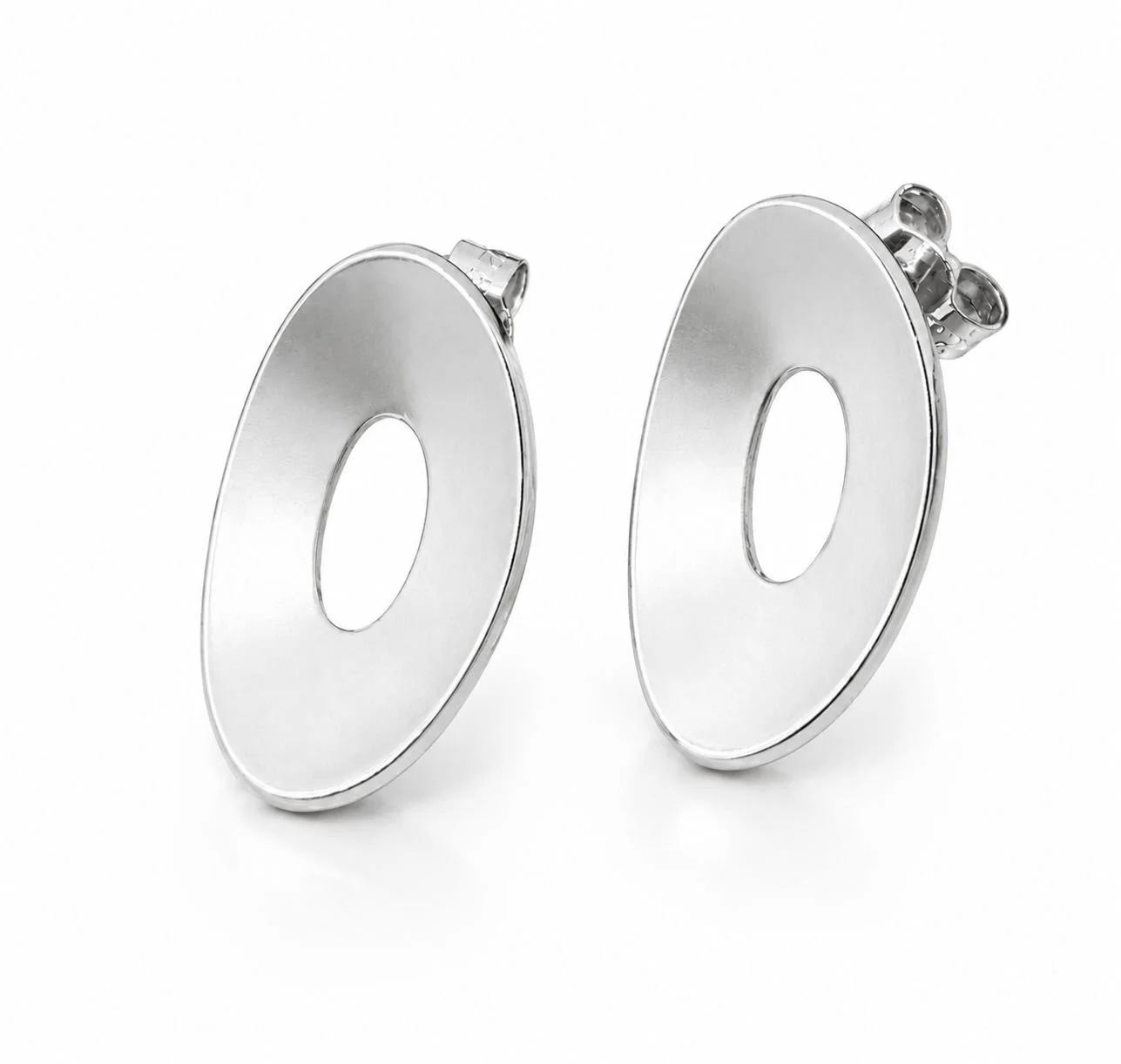 Bloom oval stud earrings in sterling silver with satin-finished centres, polished edges and oval cut-outs