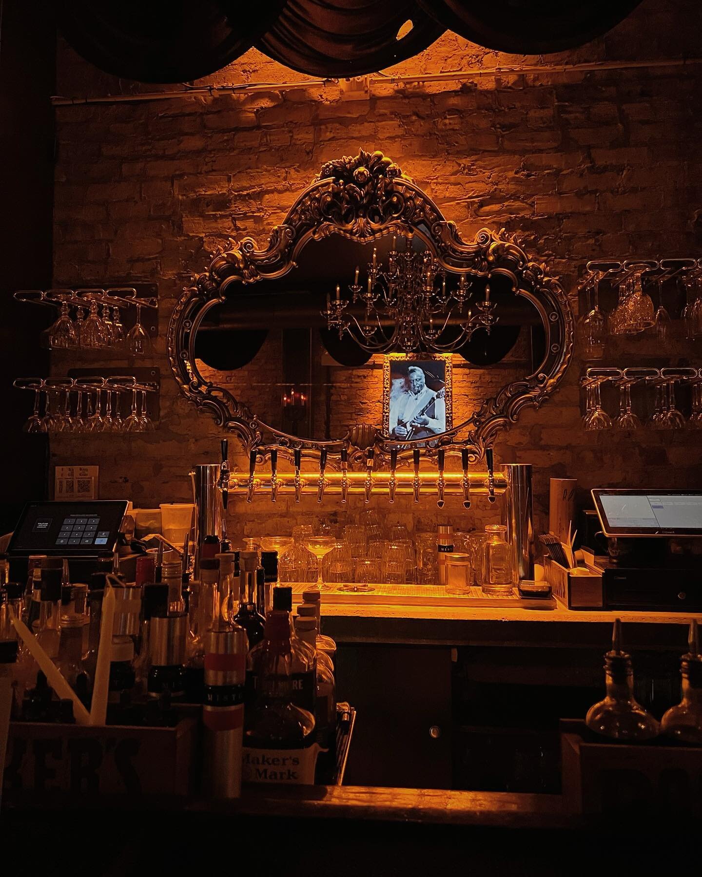 🍸氛圍感十足的酒吧
.
#chicago #Illinois #bar #kingofcups #酒吧 #cocktails