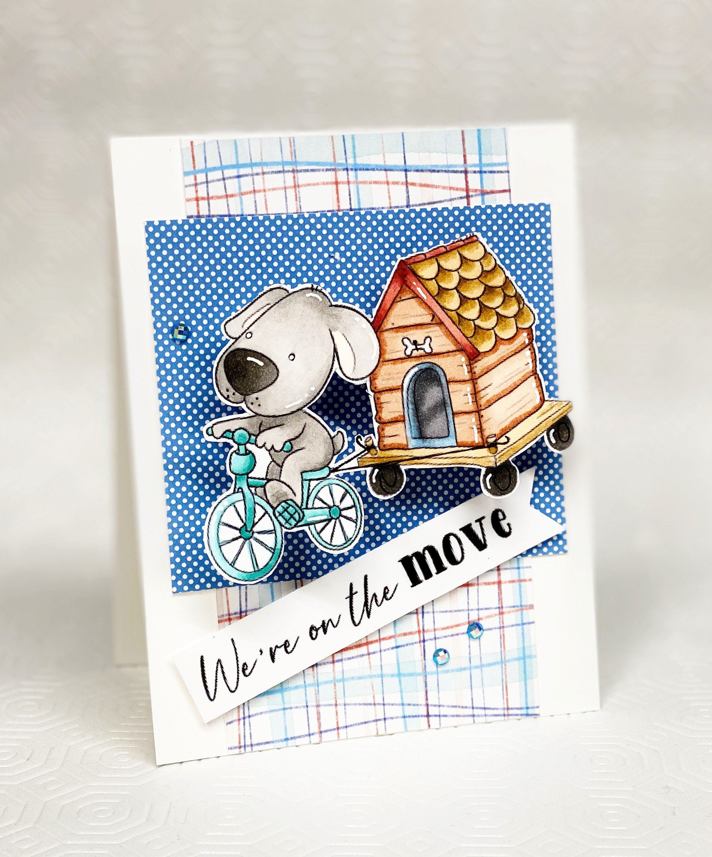On the Move Interactive Card featuring Bob the Dog
