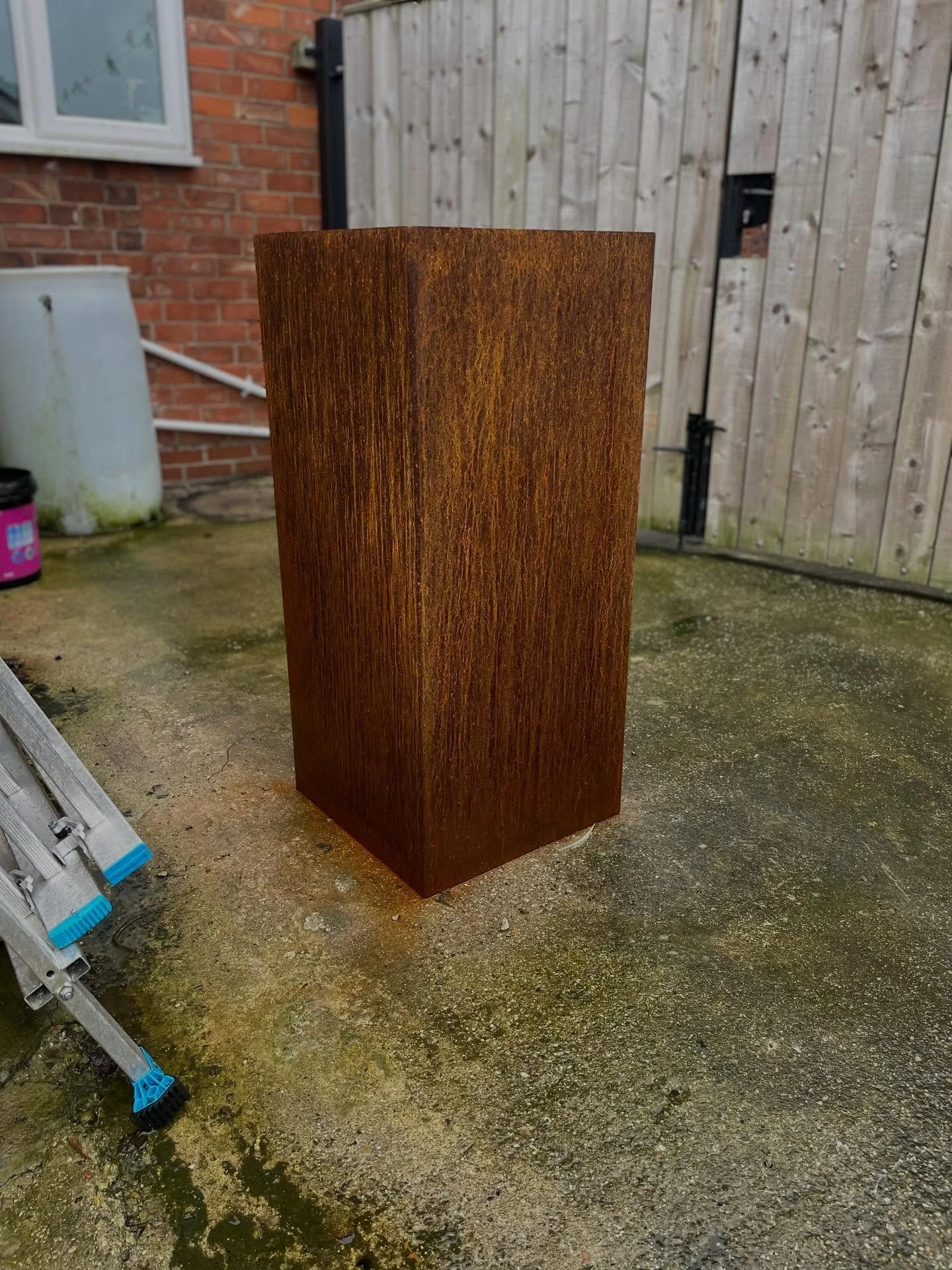 Working on developing these modern planters to keep the winter blues away. #cortensteelpot #gardendesign #britishgarden