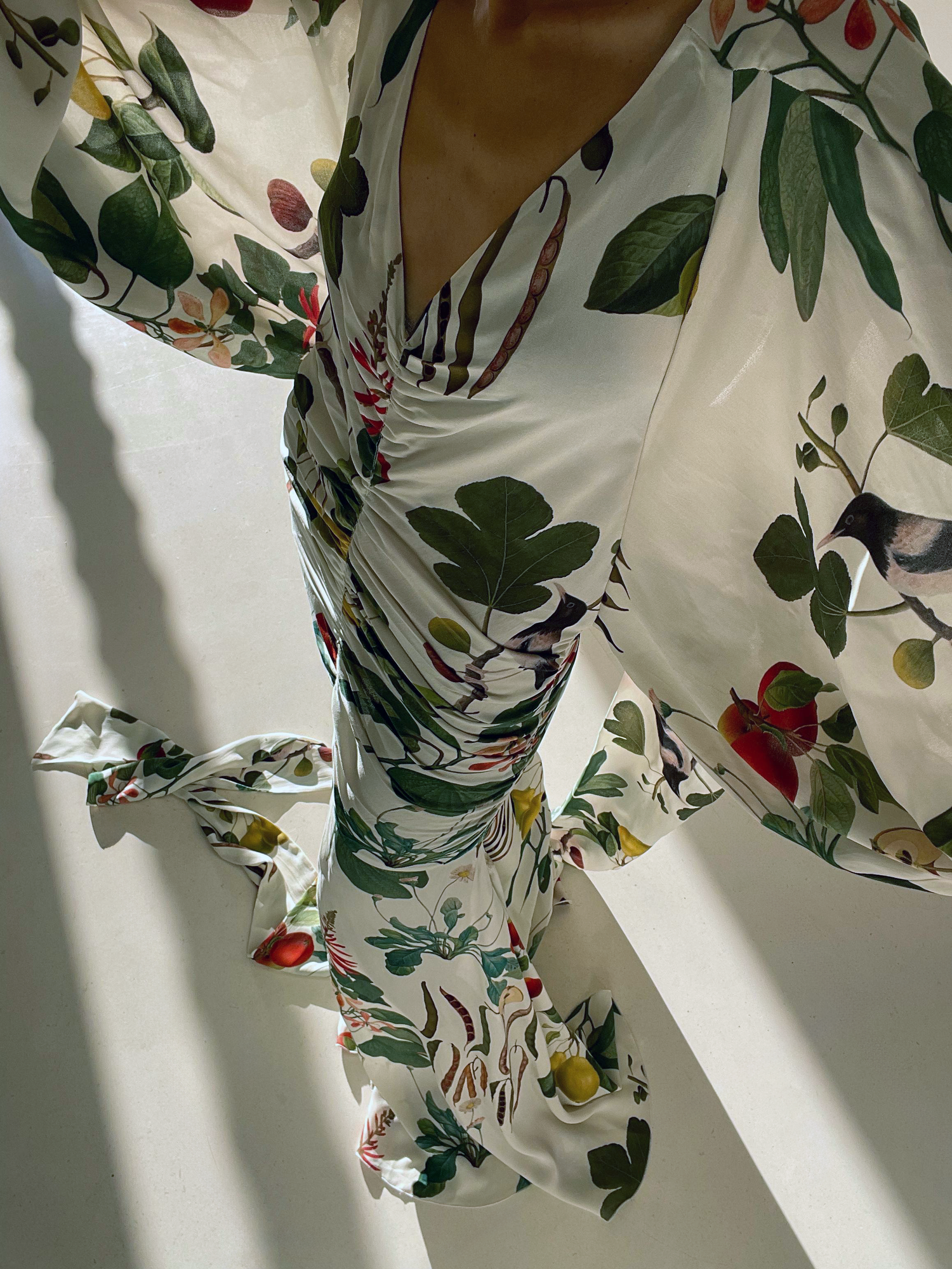 green floral maxi dress uk Hope & Ivy Green Flutter Sleeve Maxi Wrap Dress