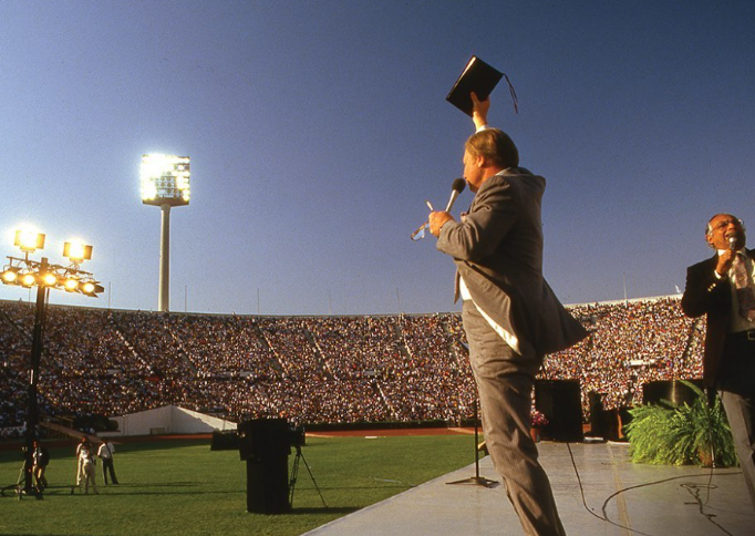 Falleció Jimmy Swaggart, evangelista y músico góspel, a los 90 años