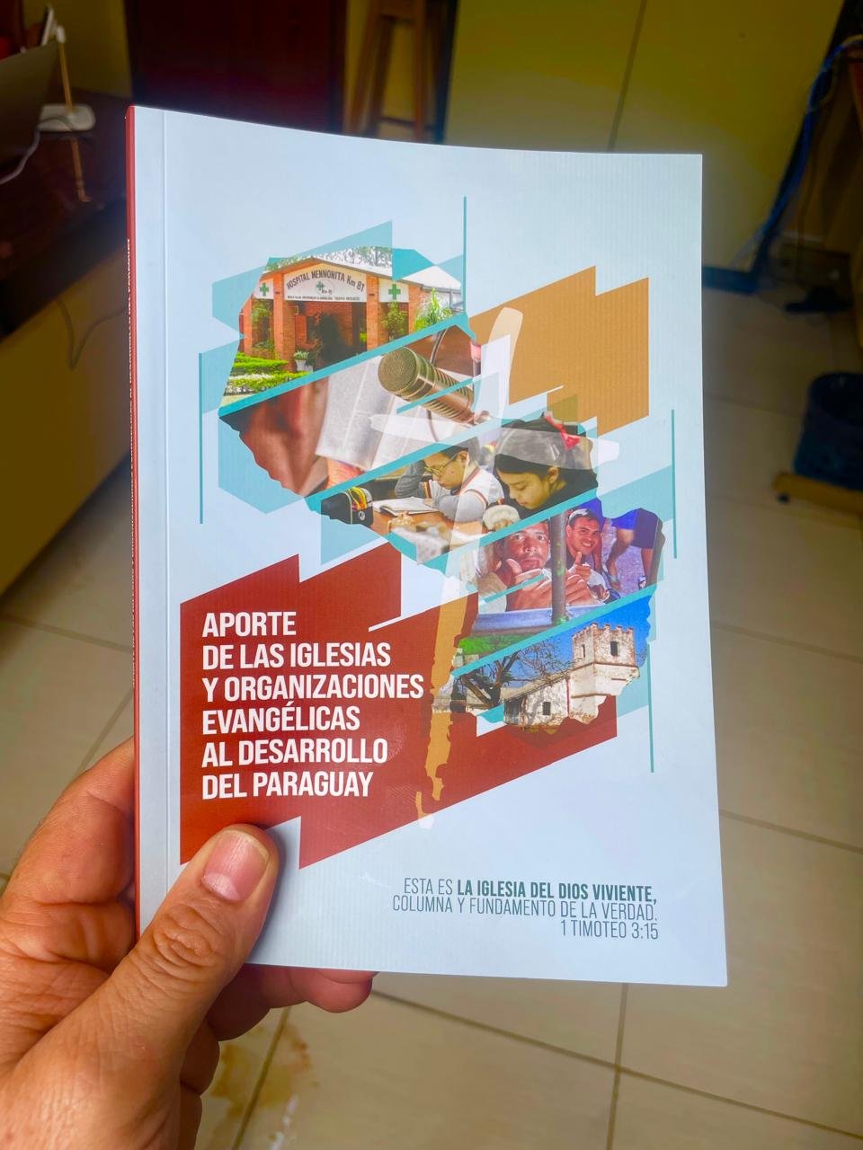 Presentan el libro “Aporte de las Iglesias y Organizaciones Evangélicas al Desarrollo del Paraguay” durante el Tercer Desayuno Nacional de Oración