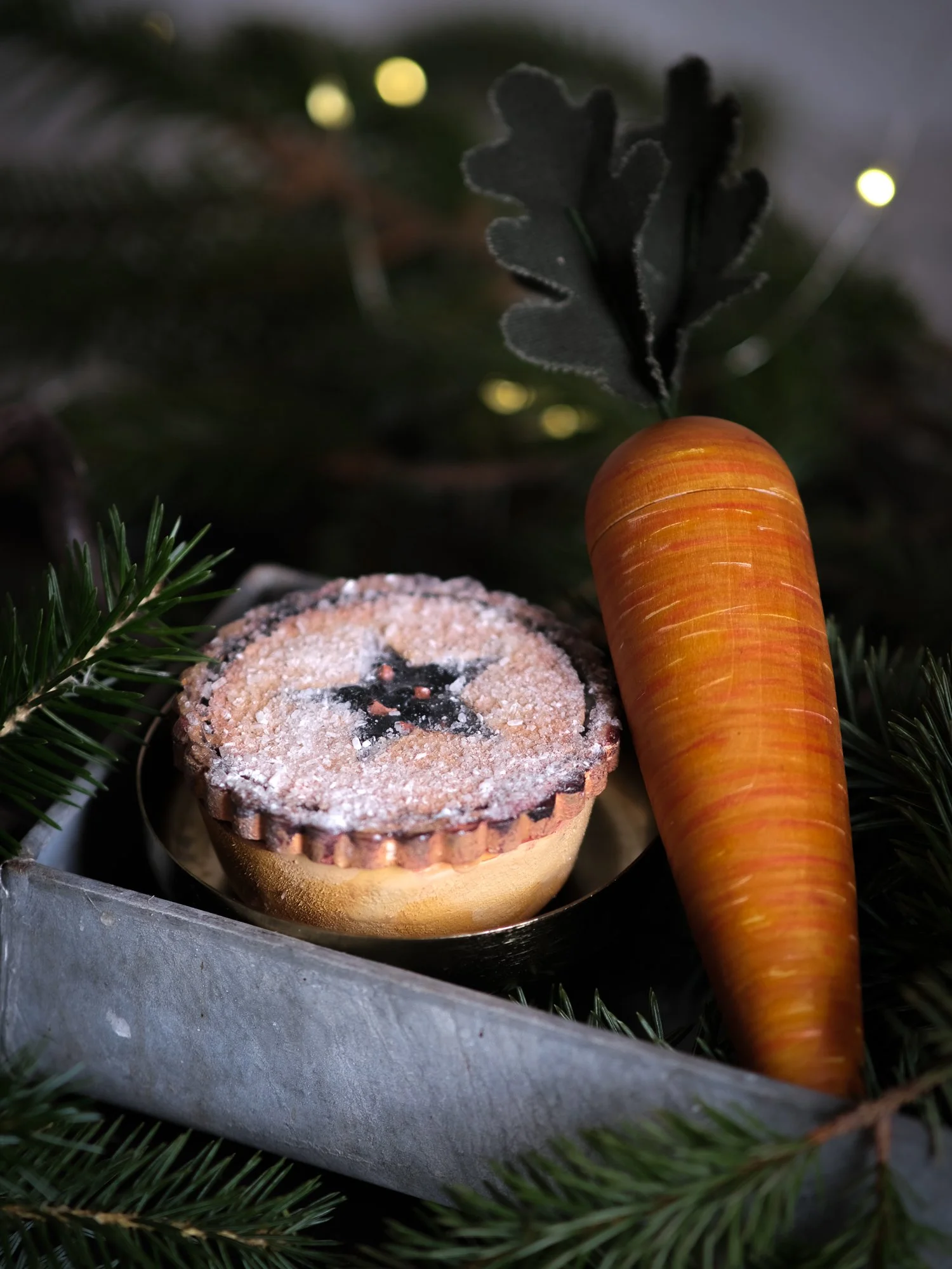 Santa's Christmas Eve Mince Pie handpainted wooden decoration