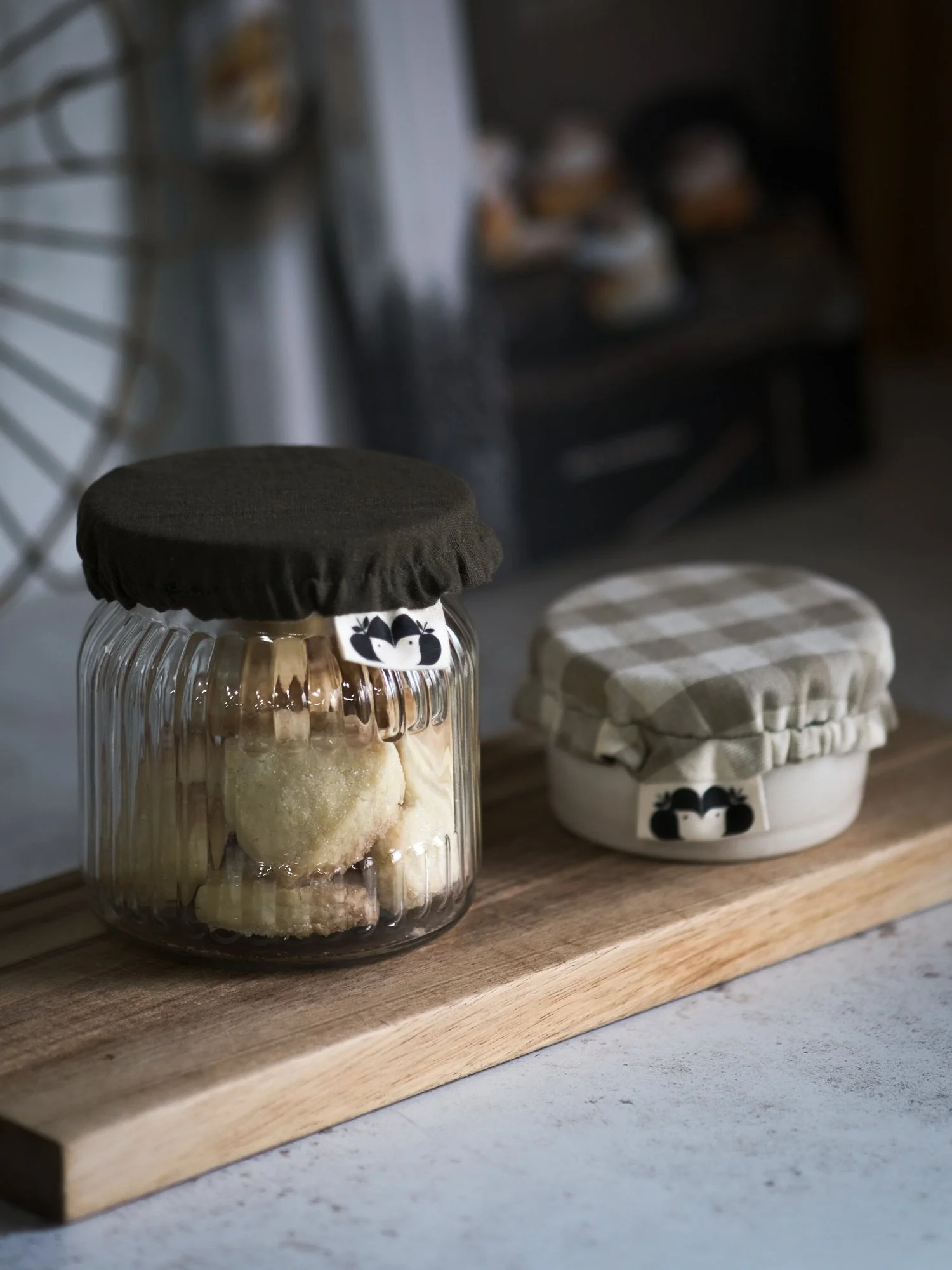 Reusable linen bowl cover cottagecore style