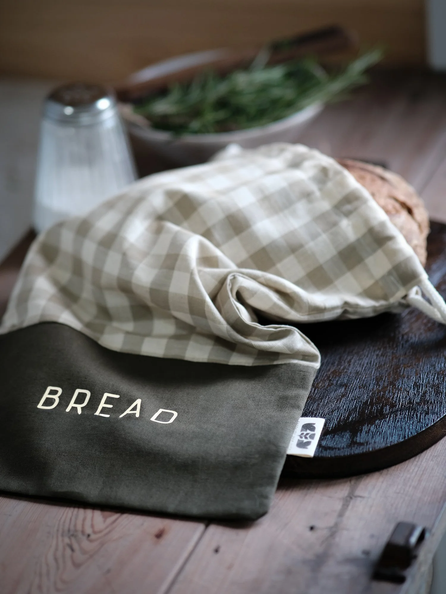 Gingham bread storage bag