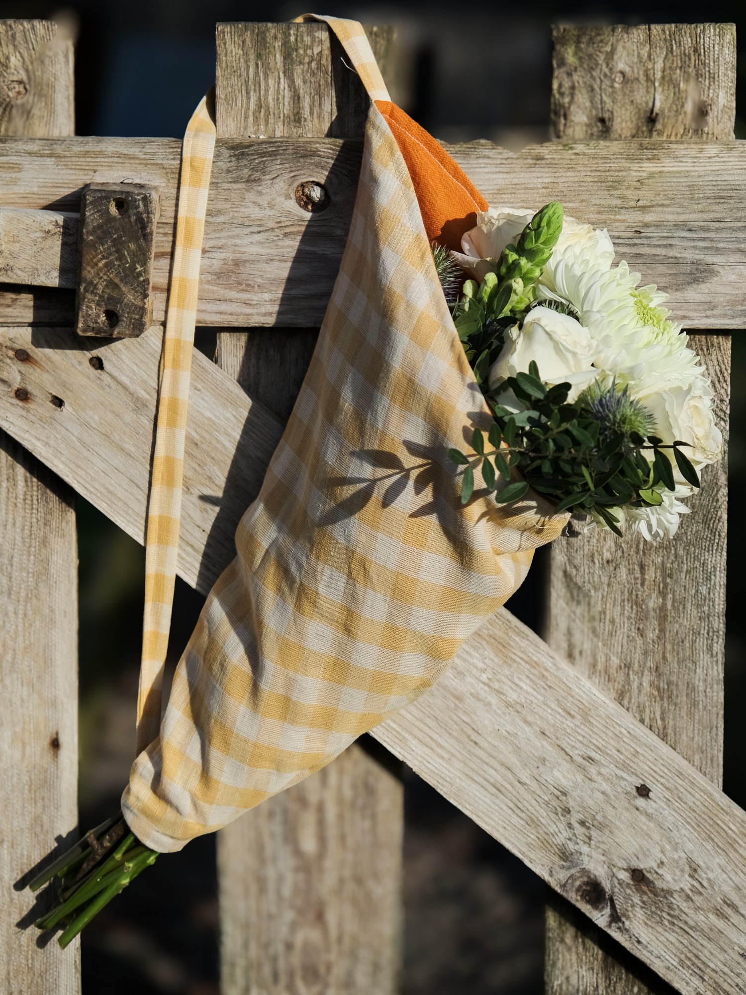 Reusable Linen Flower Bag - Yellow Gingham