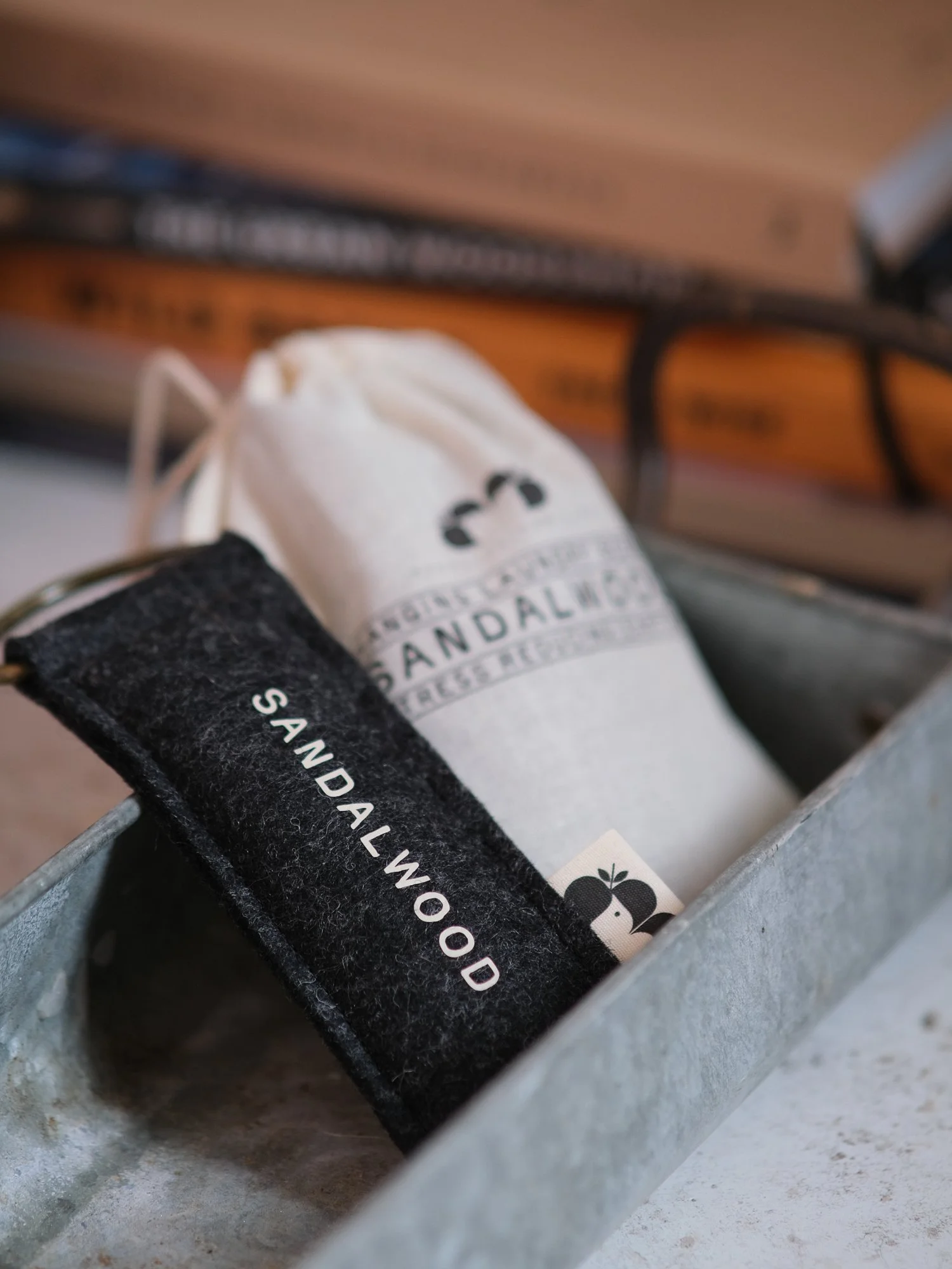 Set of two Hanging Laundry Scent for Wardrobes