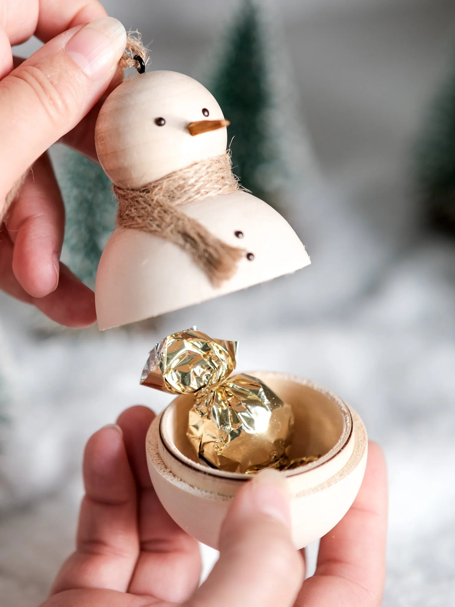 Secret Snowman (2 of 6).jpg