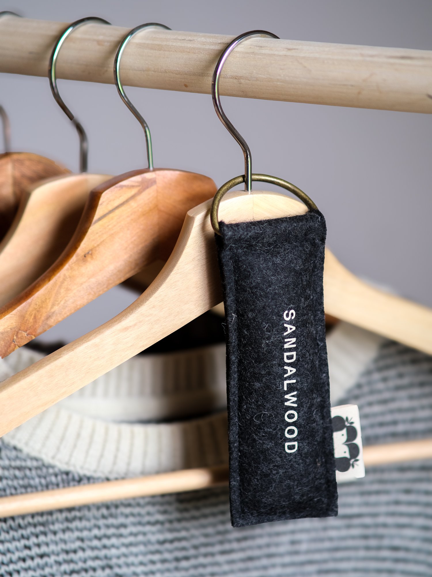Set of two Hanging Laundry Scent for Wardrobes