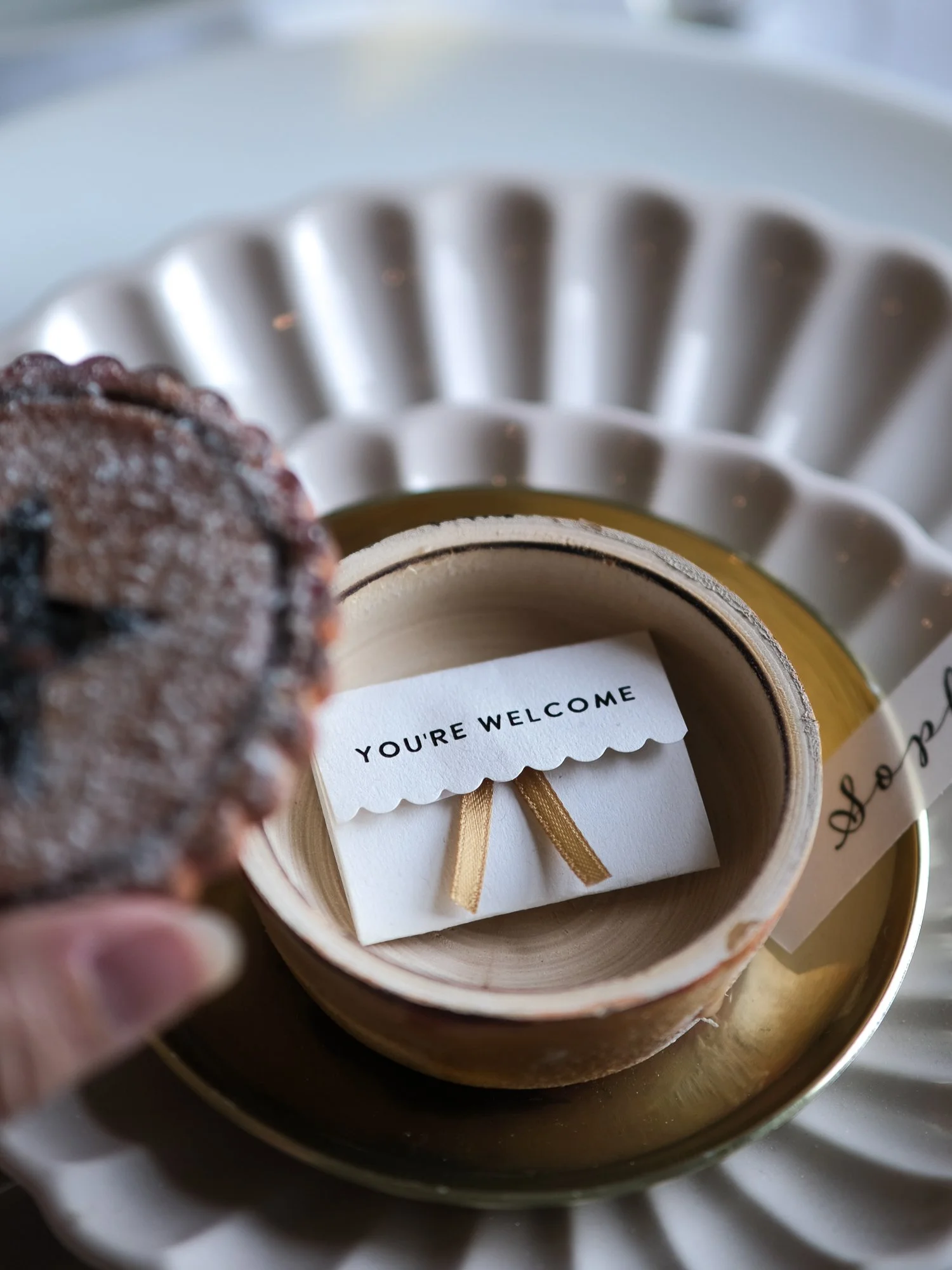 Wooden mince pie christmas place setting