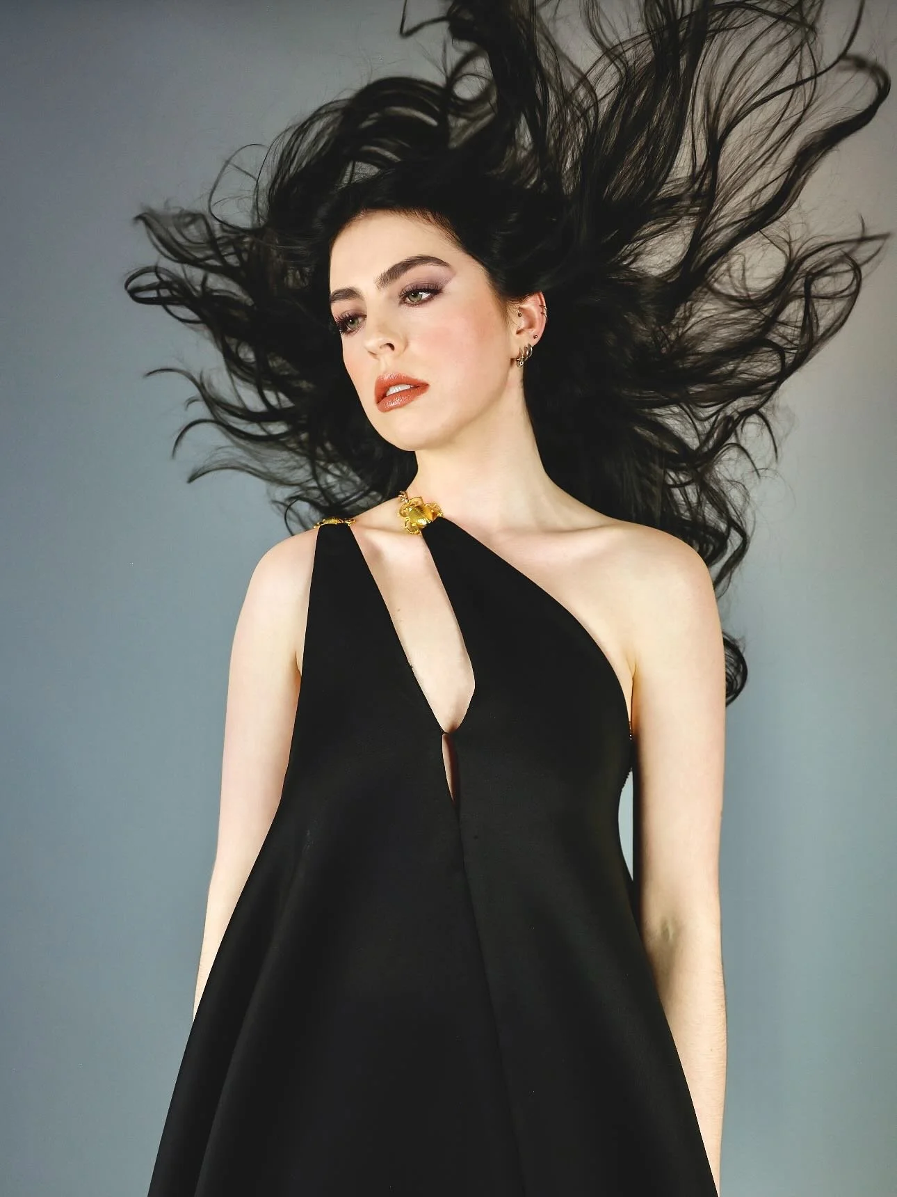 Arts Council x Culture Club at @distriktf.pc 
Our latest collaboration with the @pcsarts Culture Club brought Farasha&rsquo;s fashion focus and creativity to life &mdash;showcasing all the things we love to do: styling, shopping, photoshoots, designe