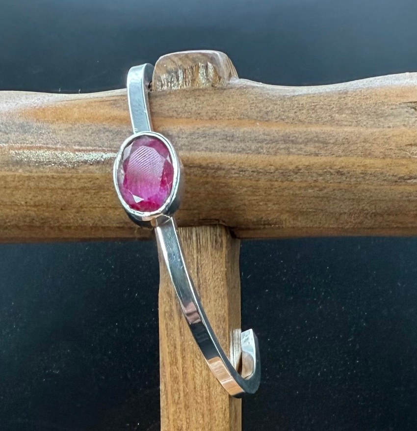 Women's Silver Bracelet with Large Red Non Translucent Sapphire