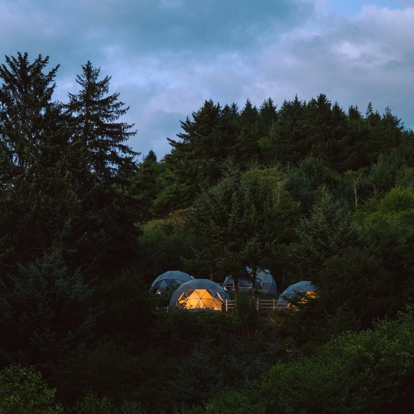 Traveling with friends but still want your own space?

A few of our domes are clustered together on the hillside&mdash;close enough to share the weekend, far enough to keep things peaceful.

Bring your crew, link to b#pacificcity 

Photo: Alacrity Ph