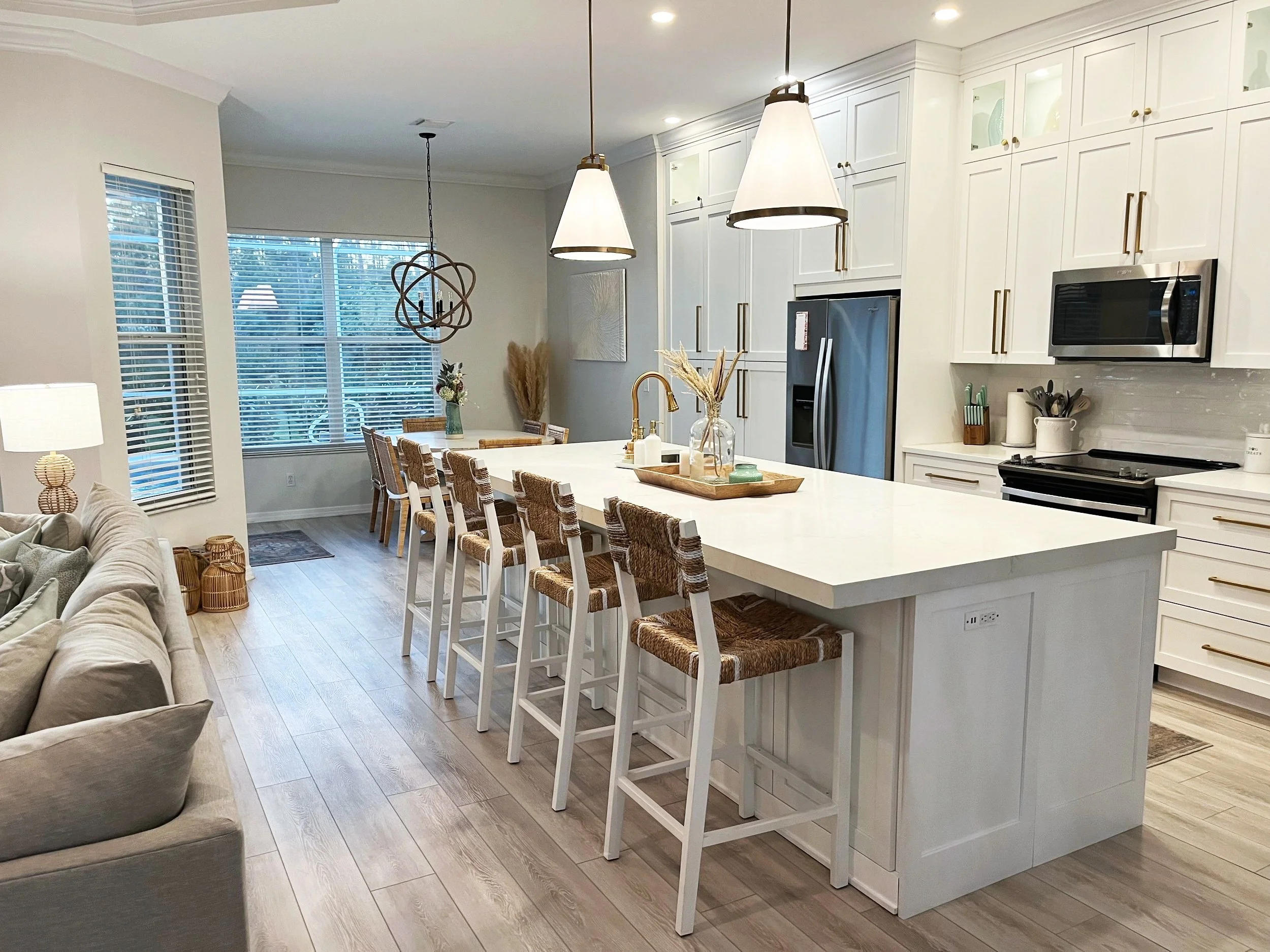 IMG_4838 Suzanne Ginouves.jpg